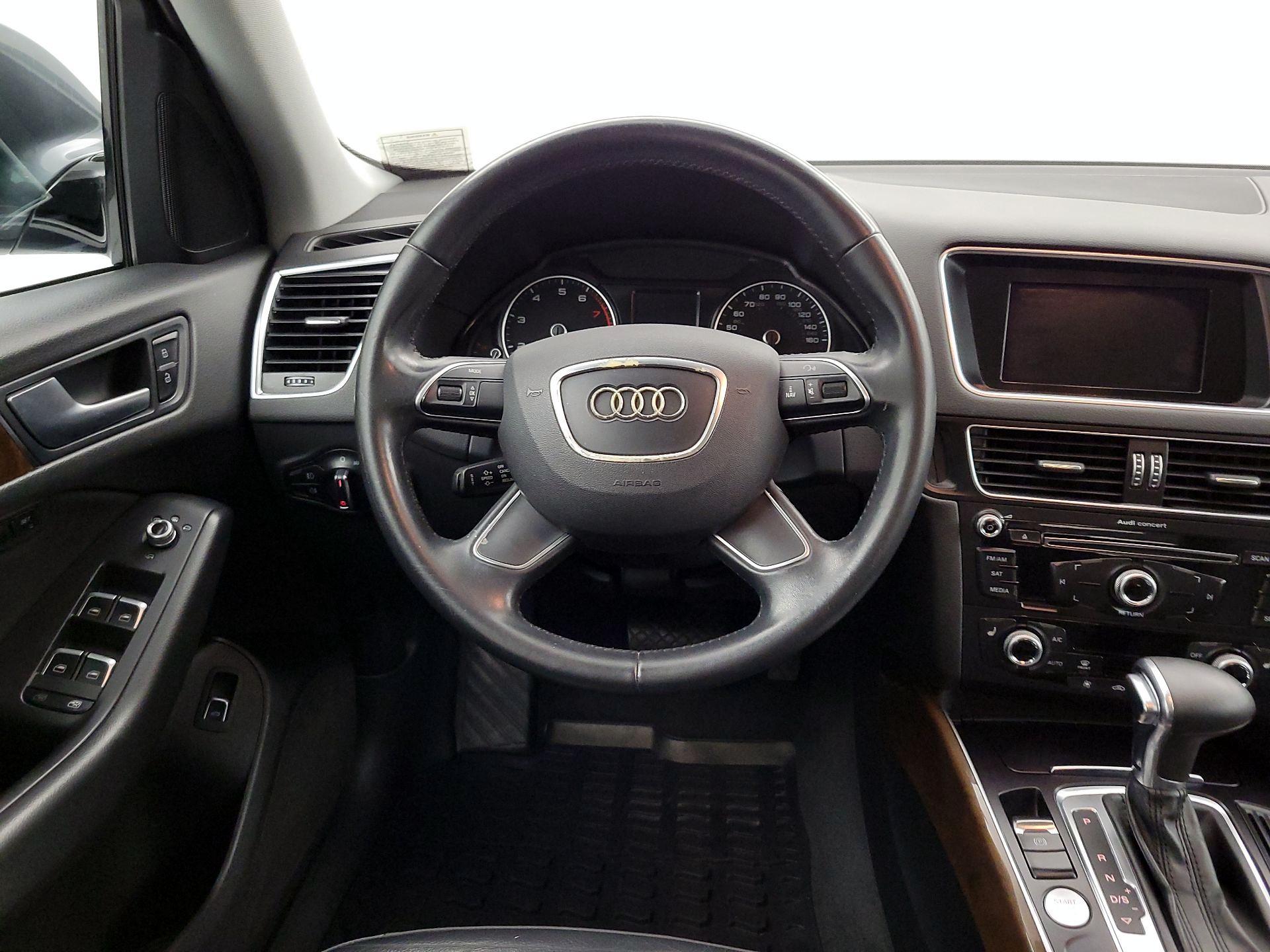 Thumbnail: 2017 Audi Q5 - 10