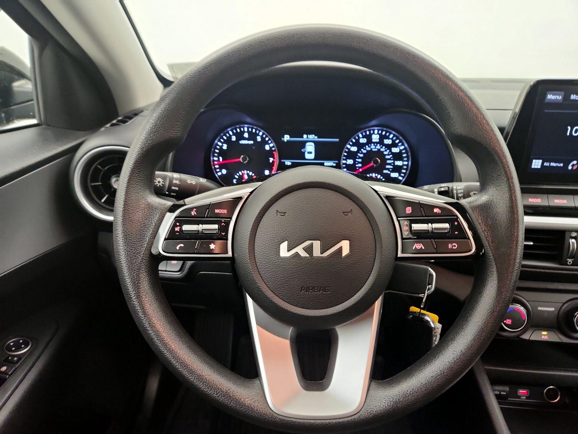 Thumbnail: 2023 Kia Forte - 10