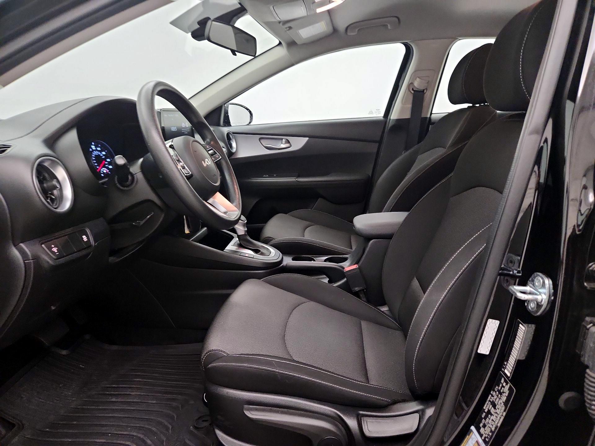 Thumbnail: 2023 Kia Forte - 11