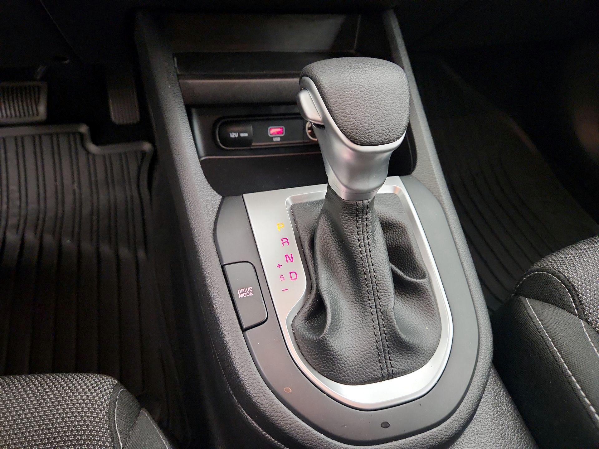 Thumbnail: 2023 Kia Forte - 17