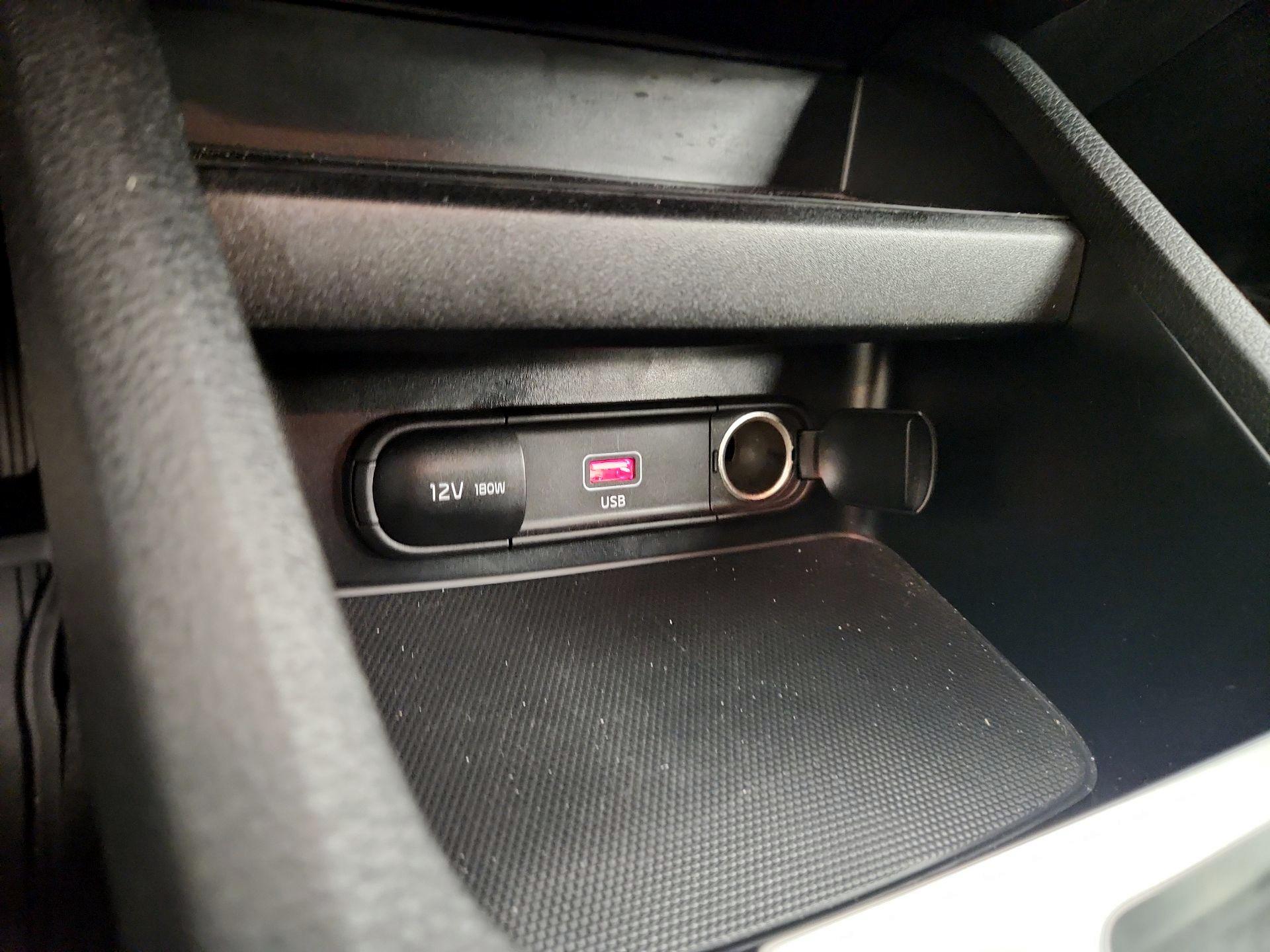 Thumbnail: 2023 Kia Forte - 18