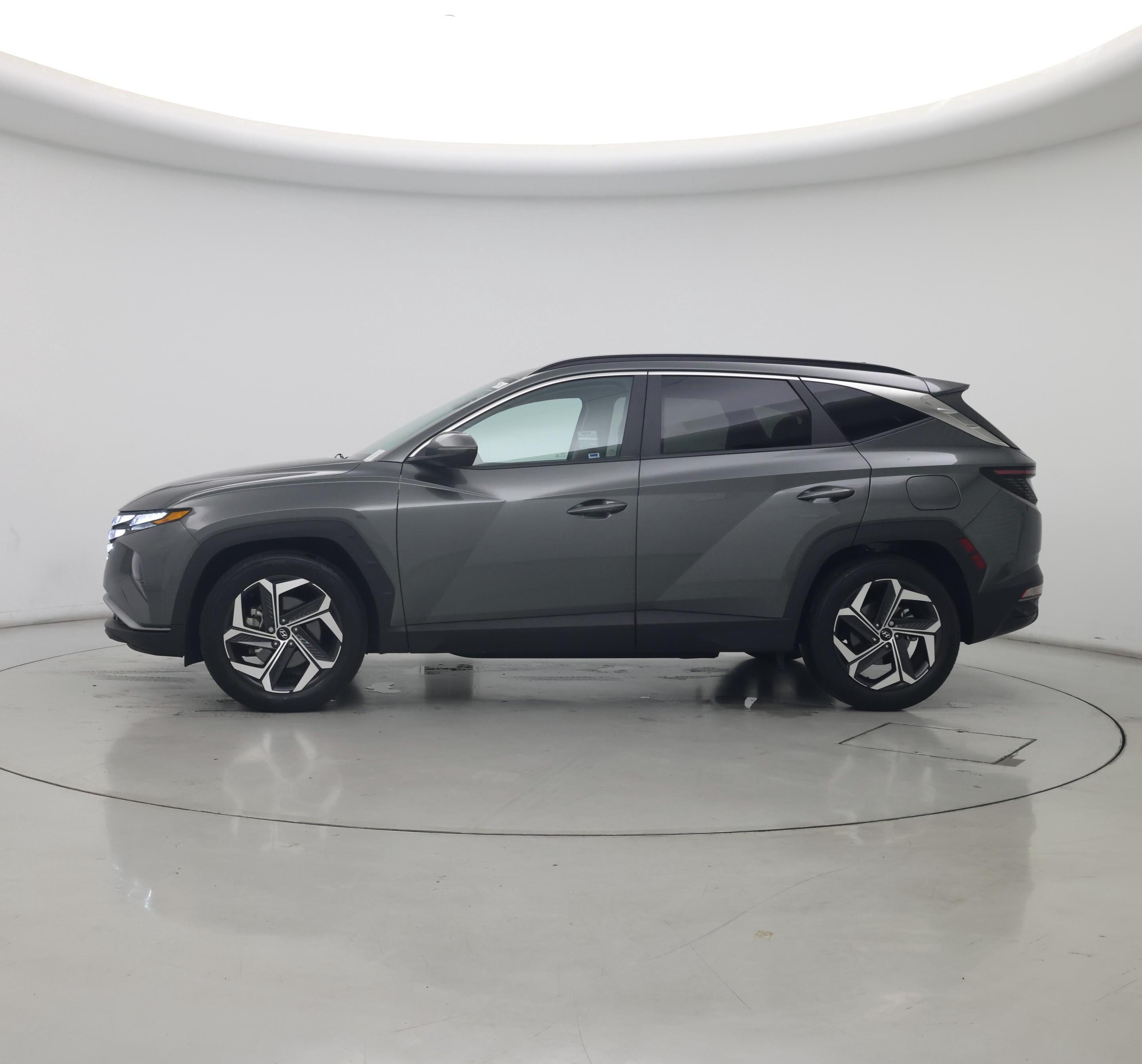 Thumbnail: 2022 Hyundai Tucson - 3