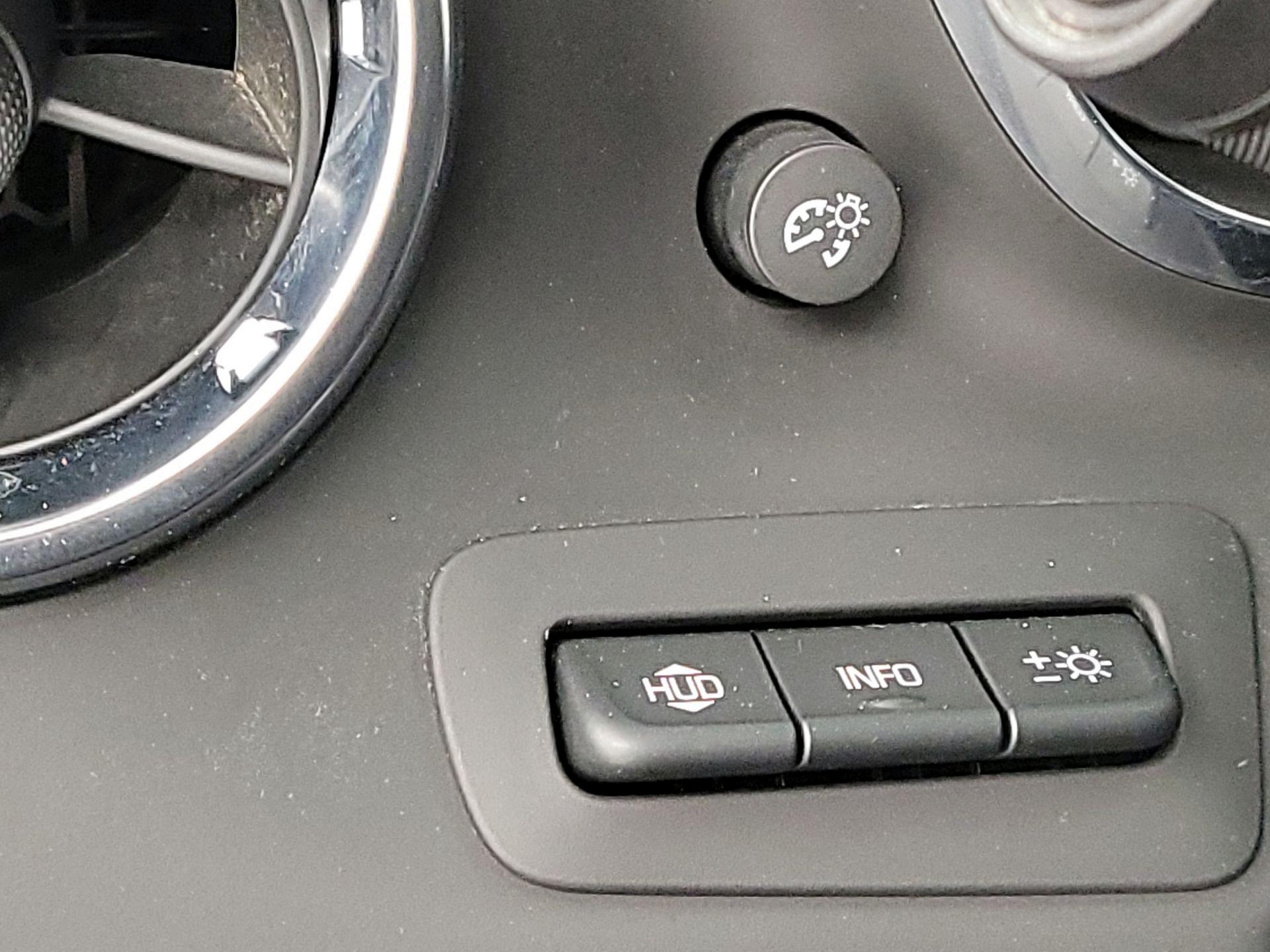 Thumbnail: 2022 Chevrolet Camaro - 13