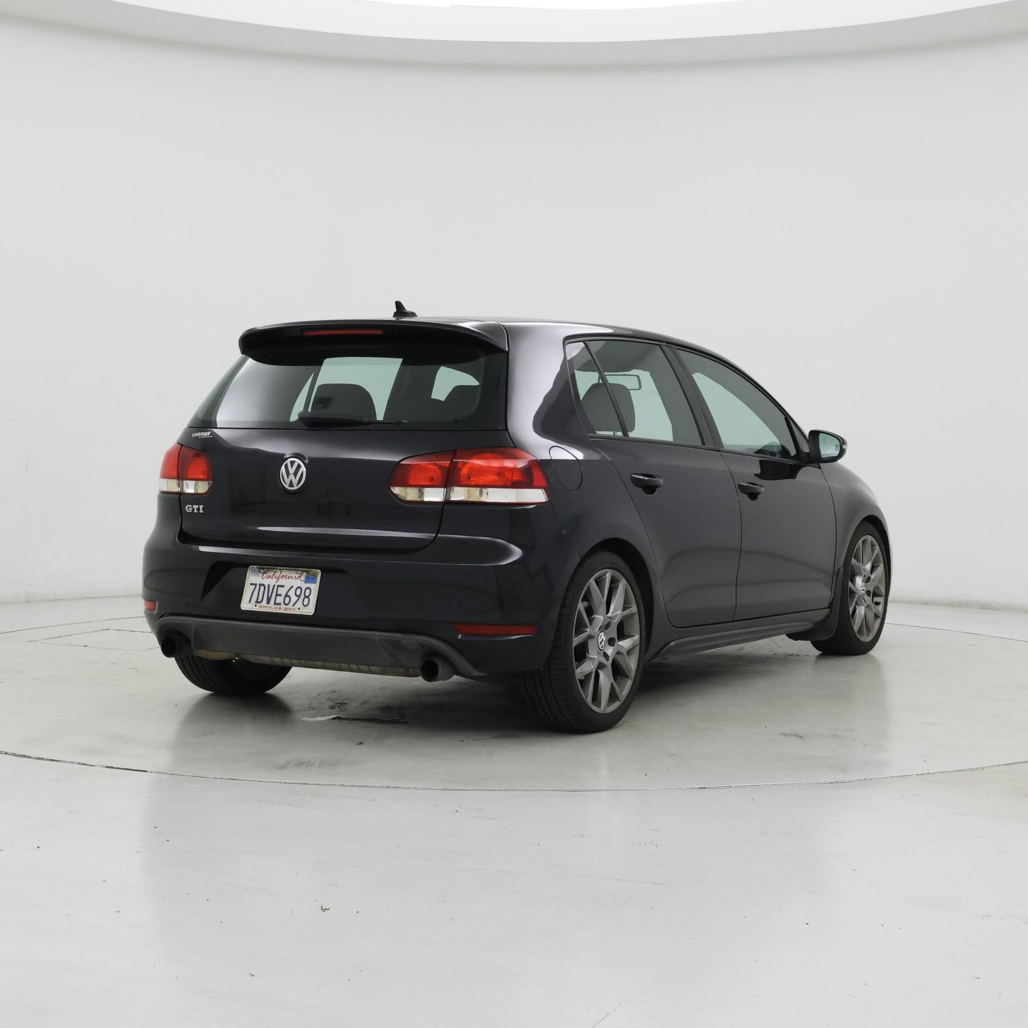 Thumbnail: 2014 Volkswagen Golf - 8