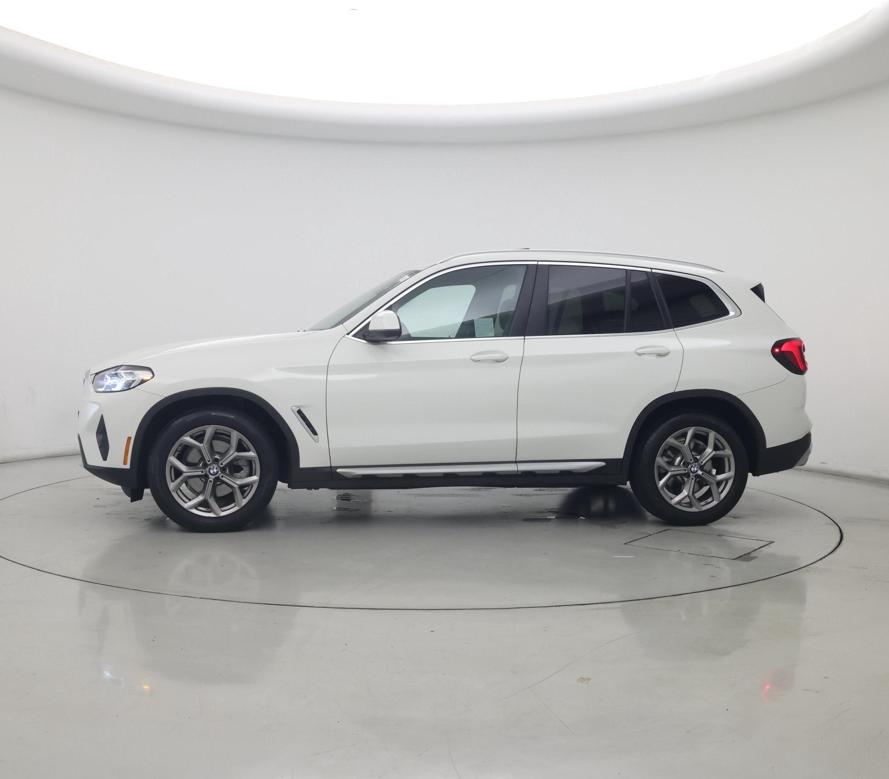 Thumbnail: 2022 BMW X3 - 3