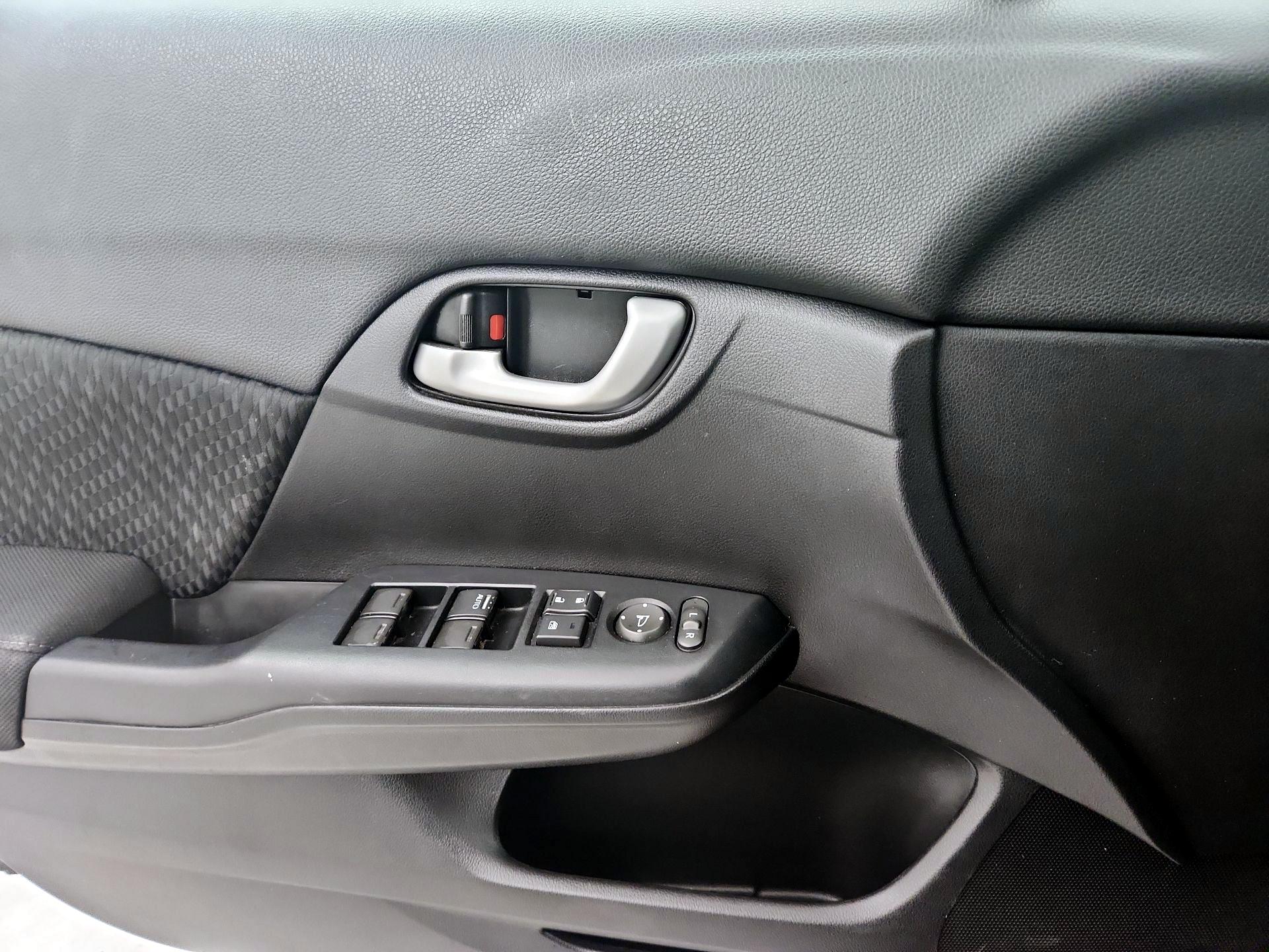 Thumbnail: 2014 Honda Civic - 12
