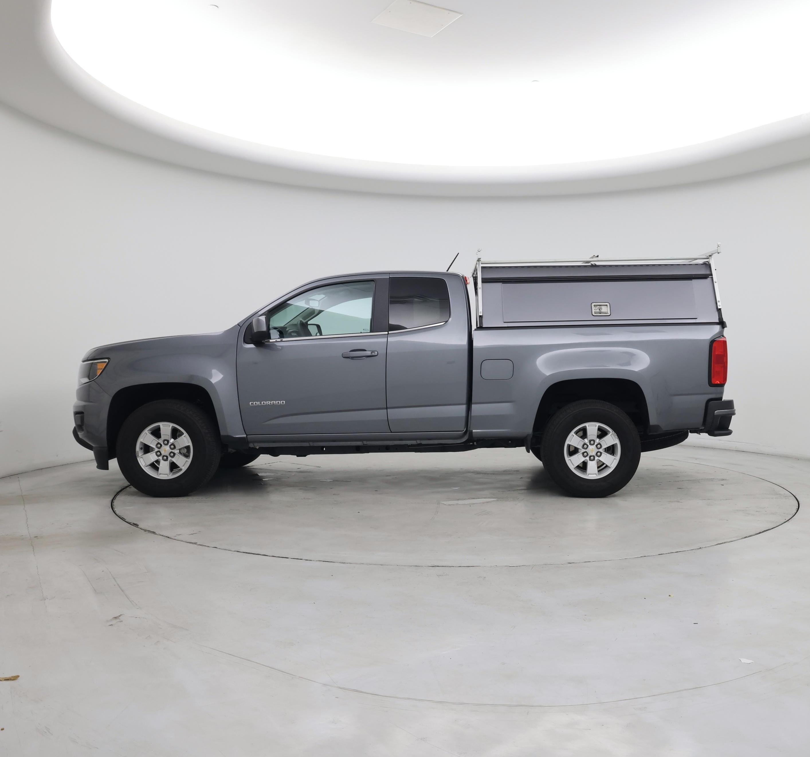 Thumbnail: 2020 Chevrolet Colorado - 3