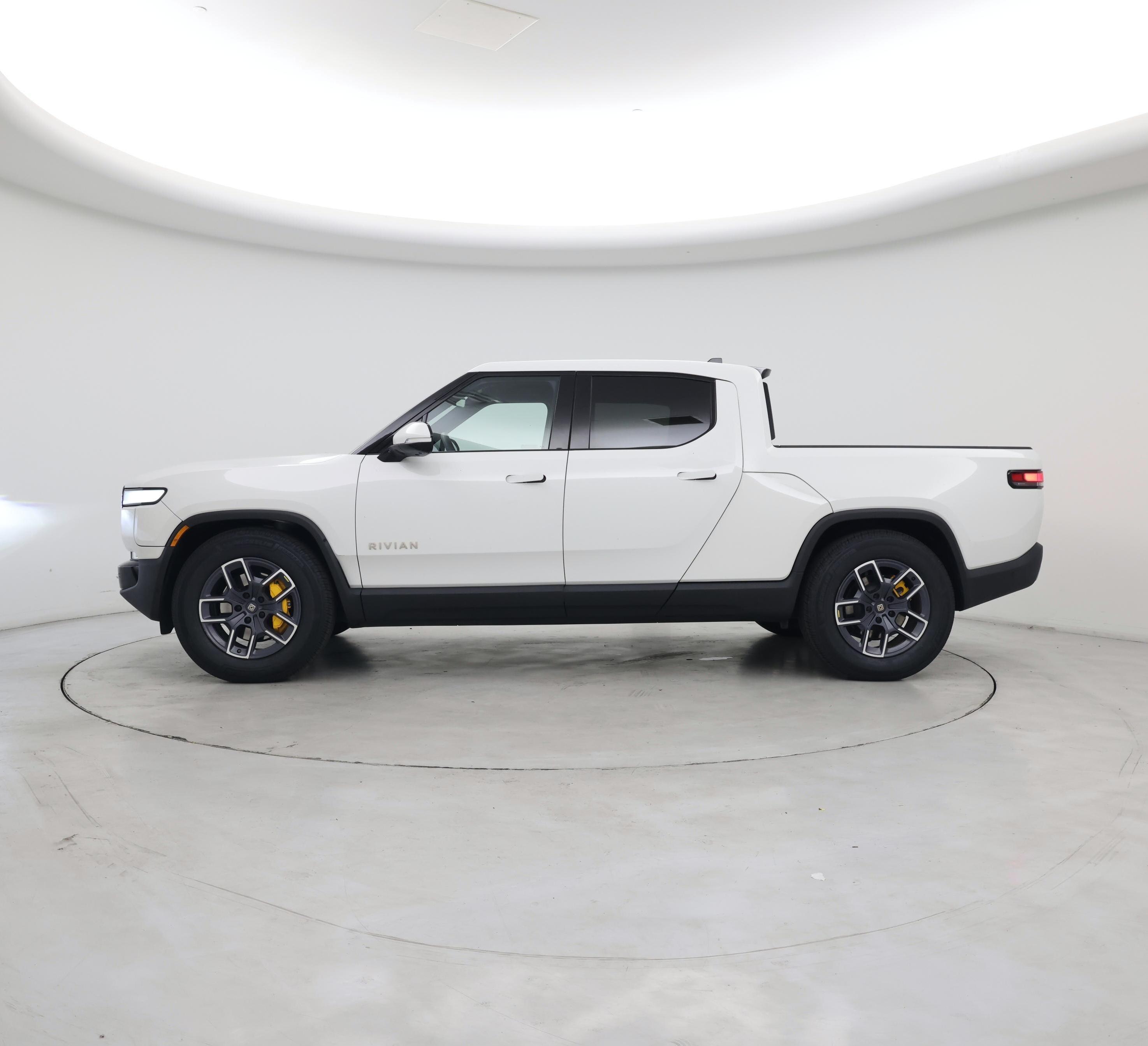 Thumbnail: 2022 Rivian R1T - 3