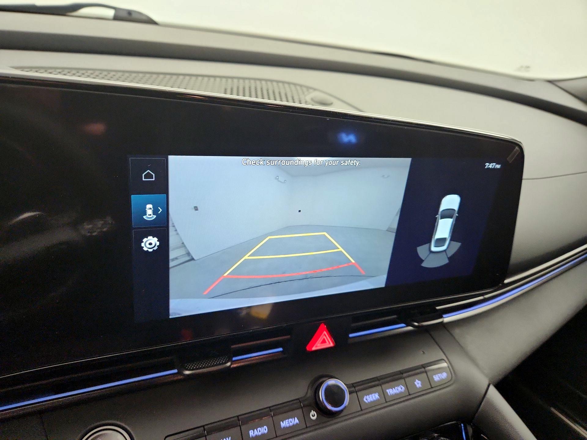 Thumbnail: 2022 Hyundai Elantra - 15
