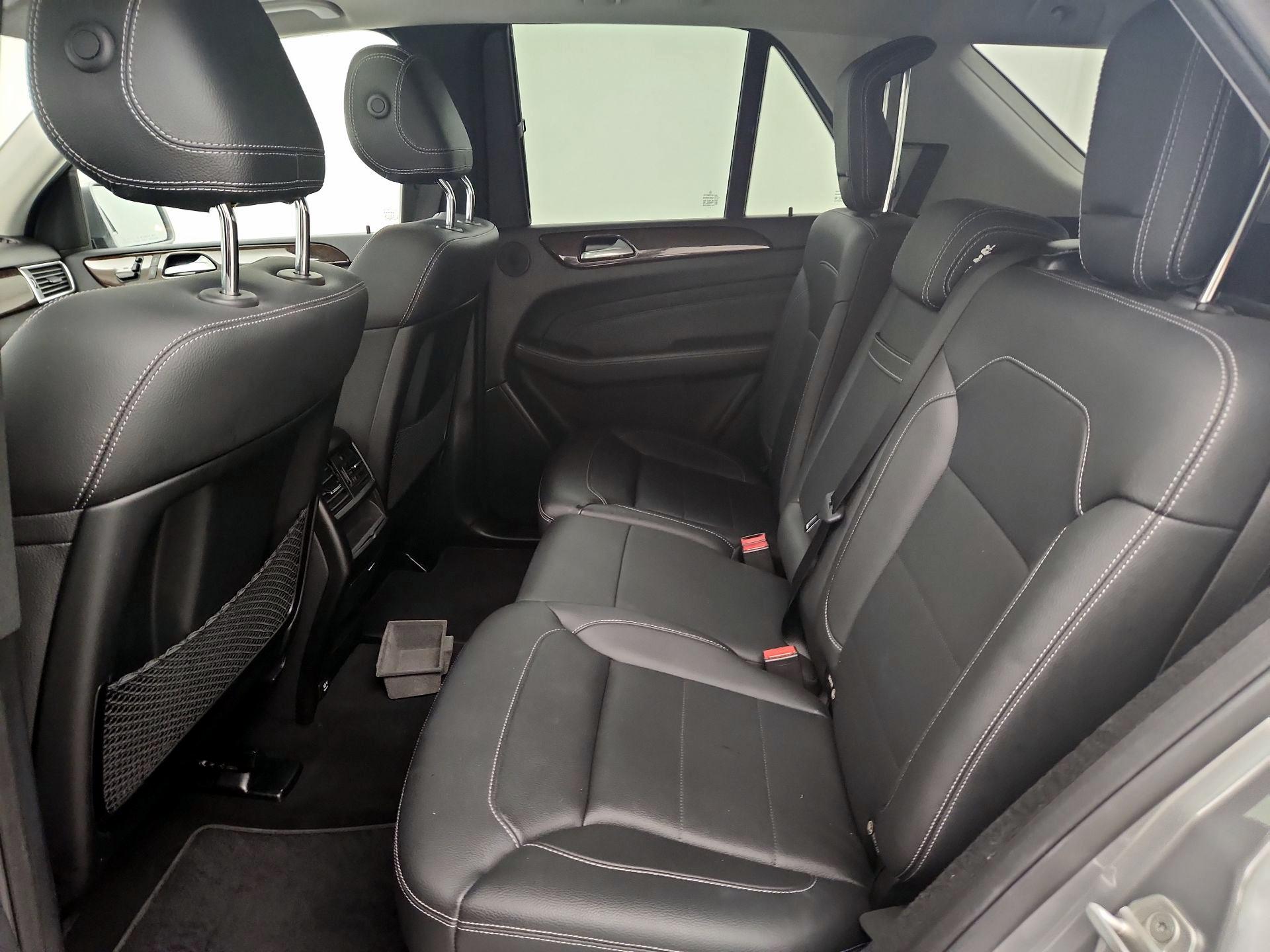 Thumbnail: 2015 Mercedes-Benz M-Class - 20