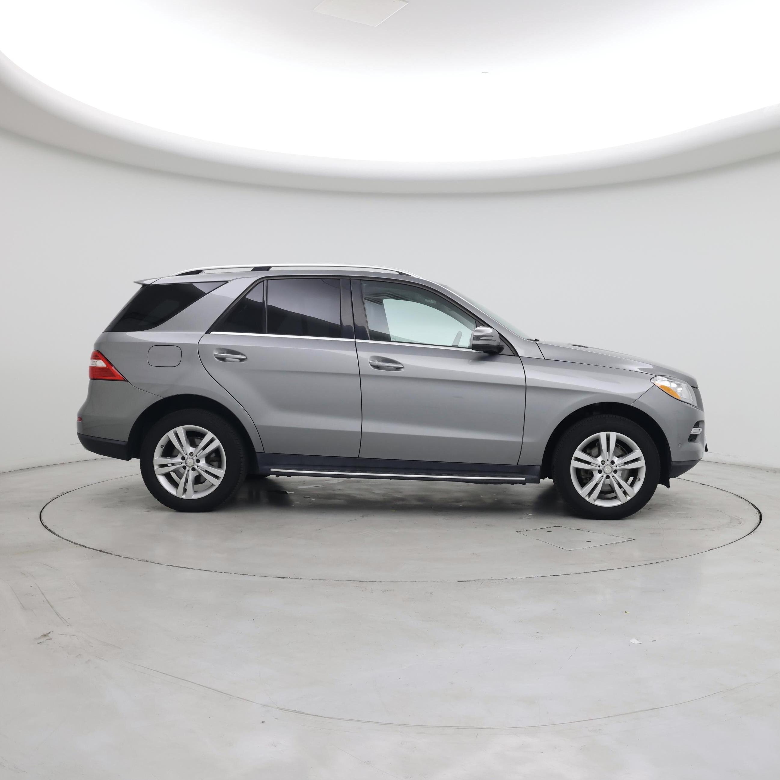 Thumbnail: 2015 Mercedes-Benz M-Class - 7
