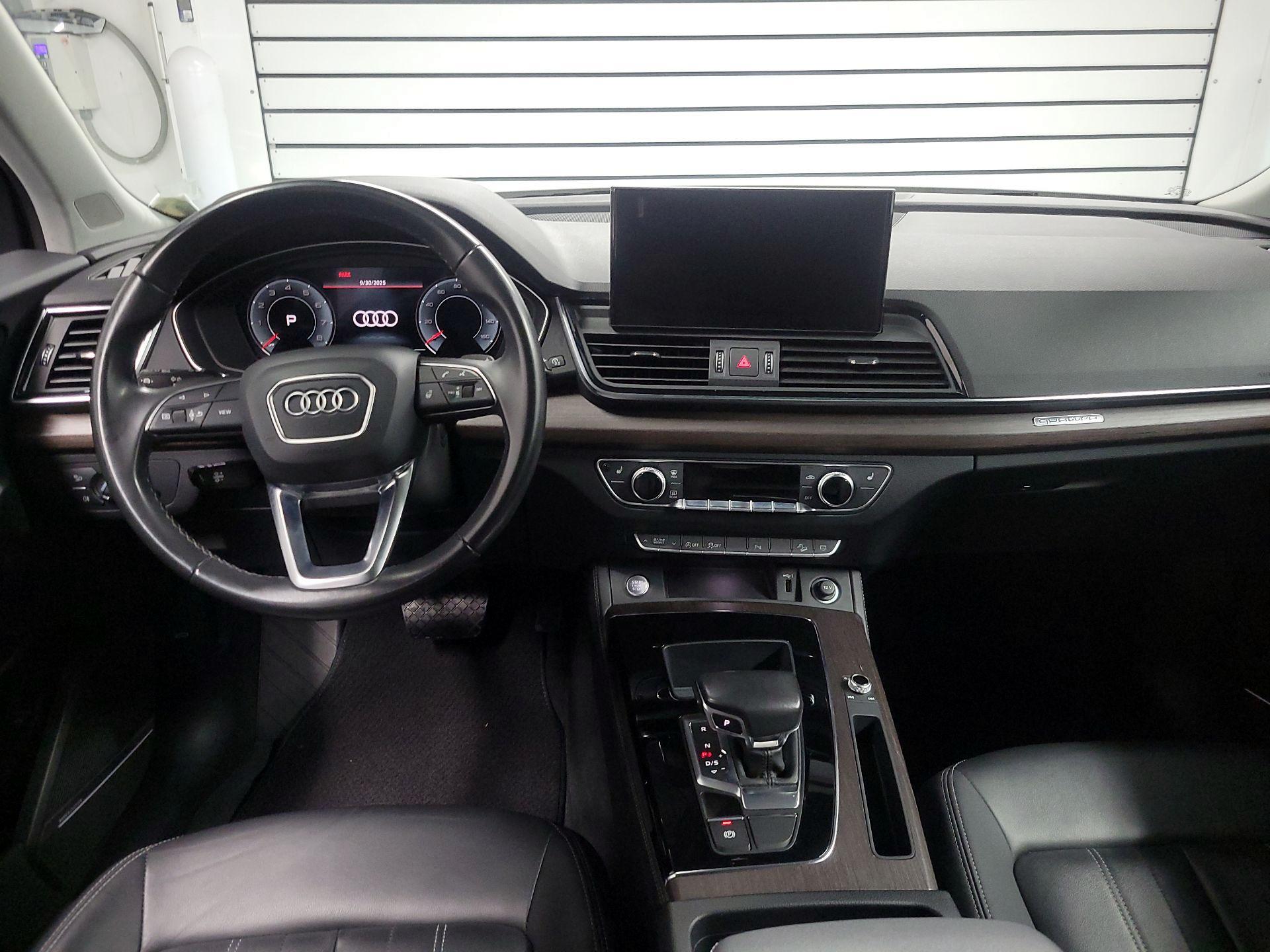 Thumbnail: 2022 Audi Q5 - 9
