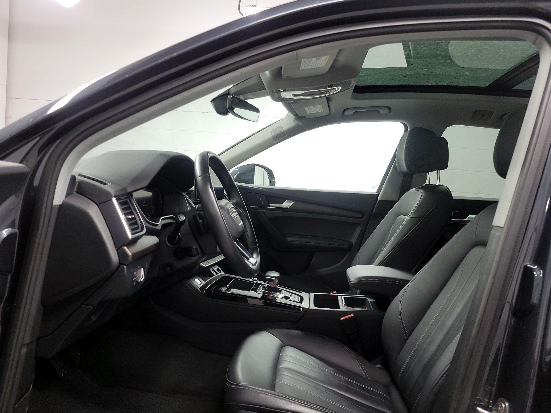 Thumbnail: 2022 Audi Q5 - 18