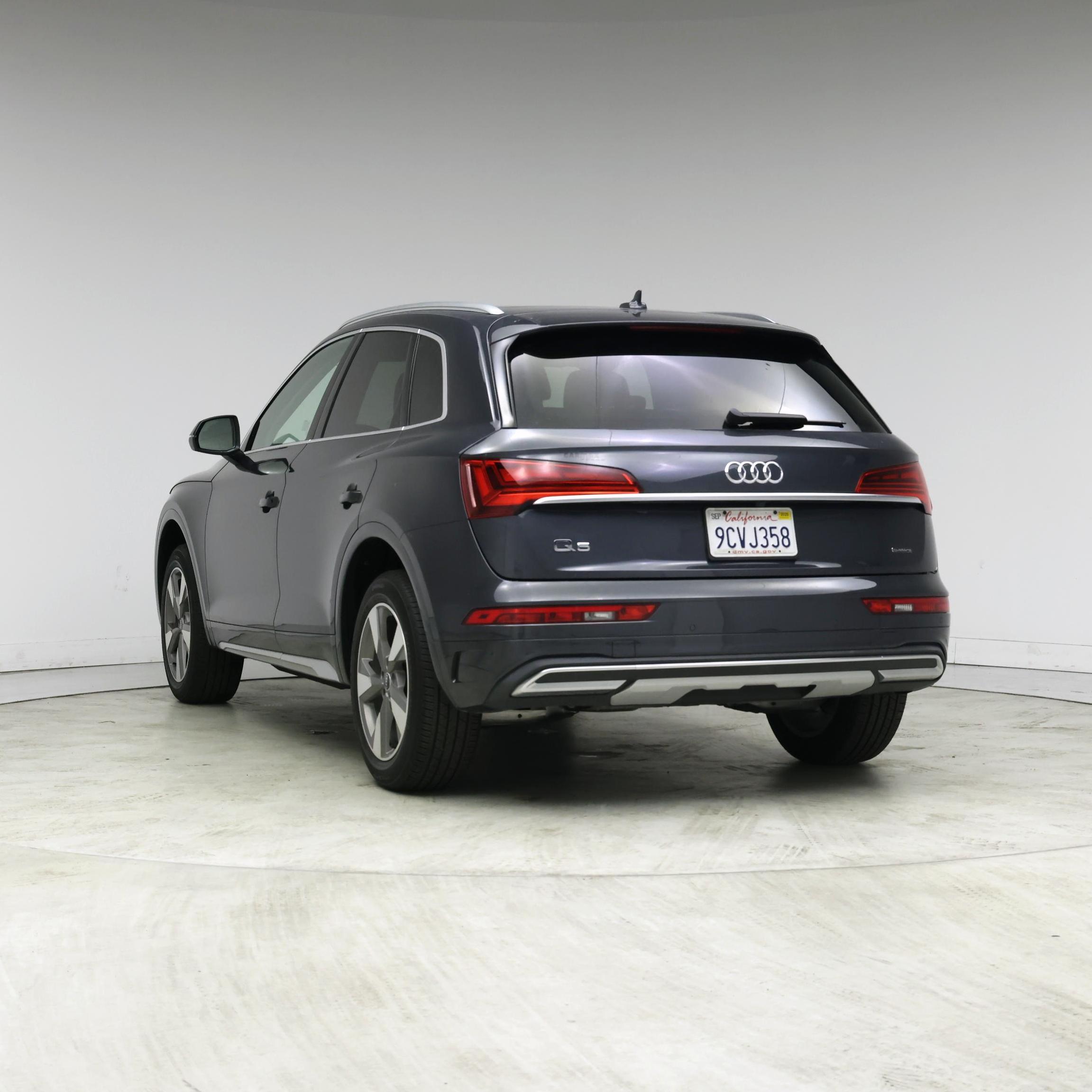 Thumbnail: 2022 Audi Q5 - 2