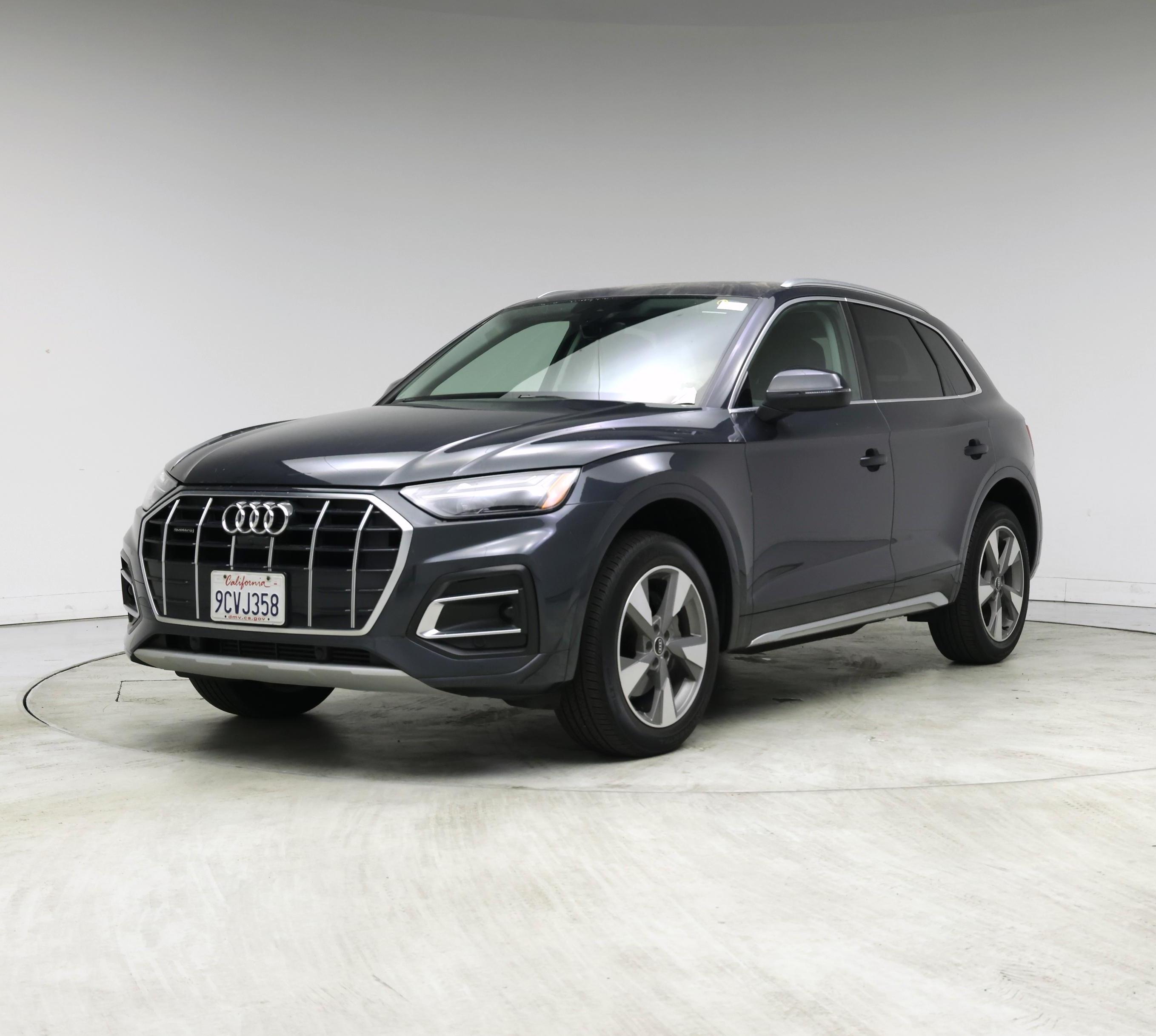 Thumbnail: 2022 Audi Q5 - 4
