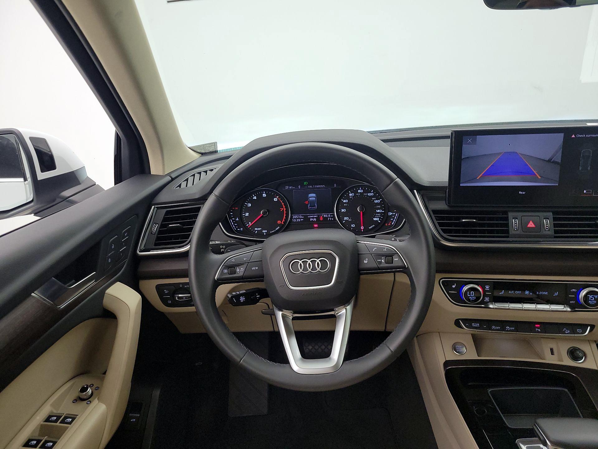 Thumbnail: 2023 Audi Q5 - 10