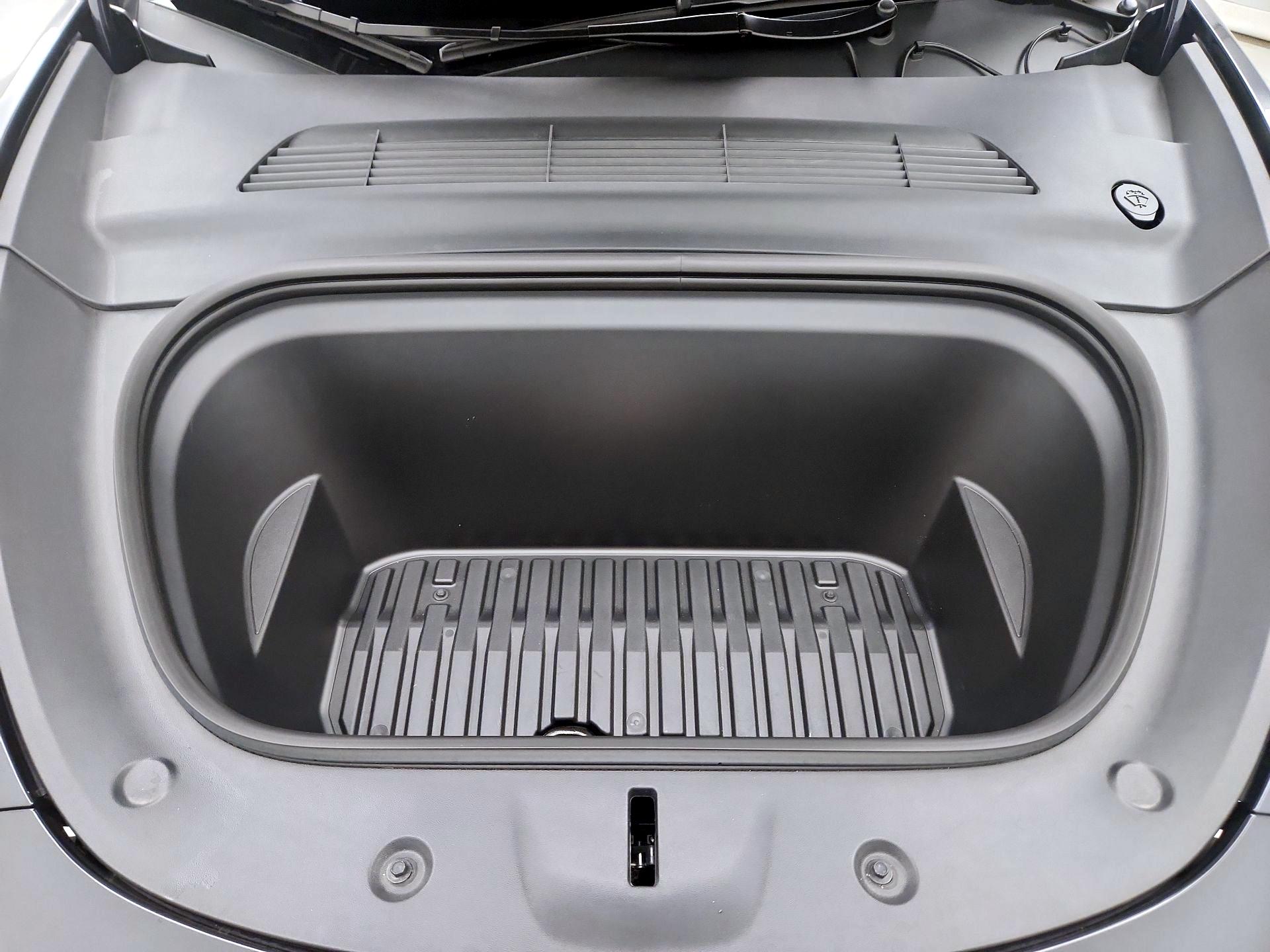 Thumbnail: 2024 Tesla Model Y - 20