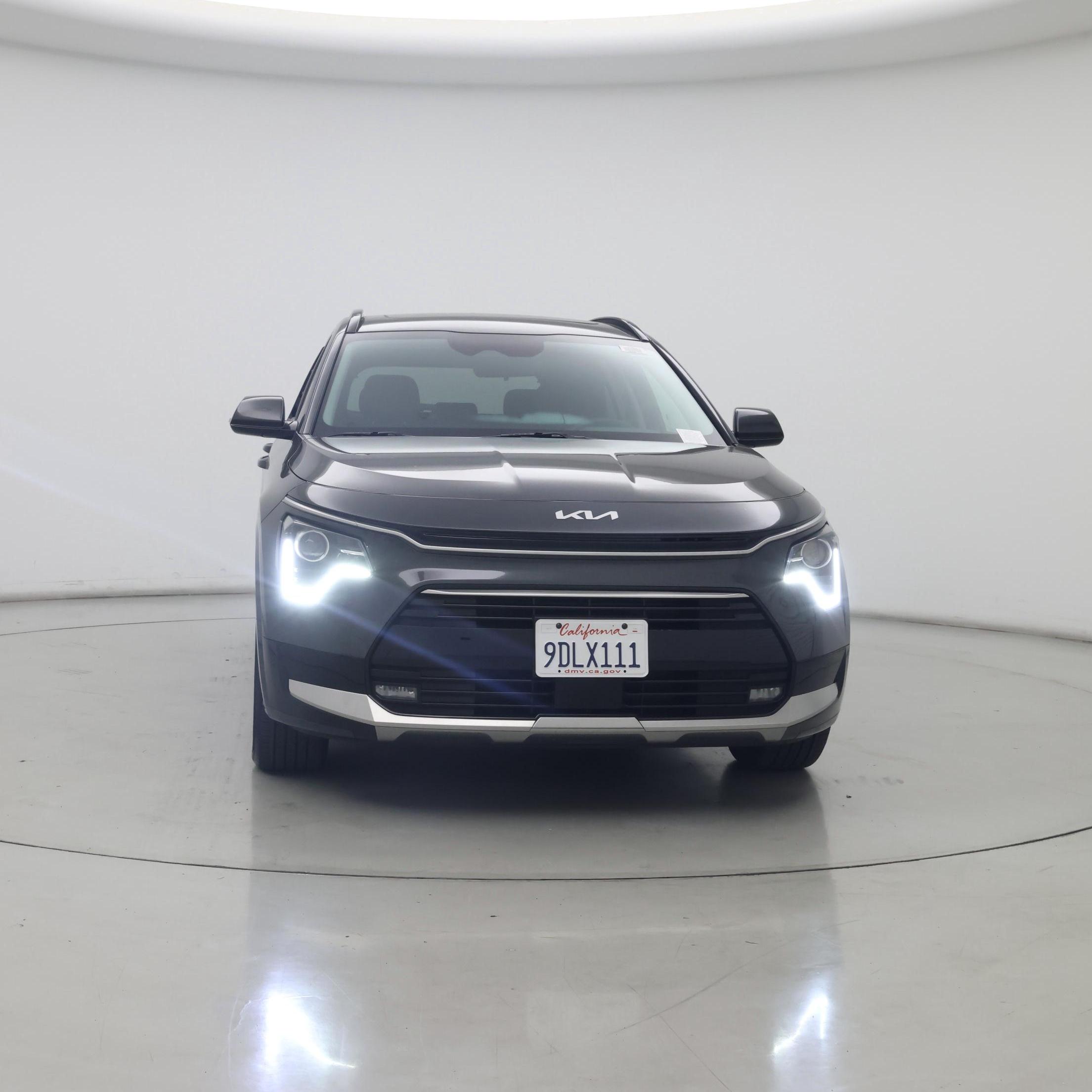 Thumbnail: 2023 Kia Niro - 5