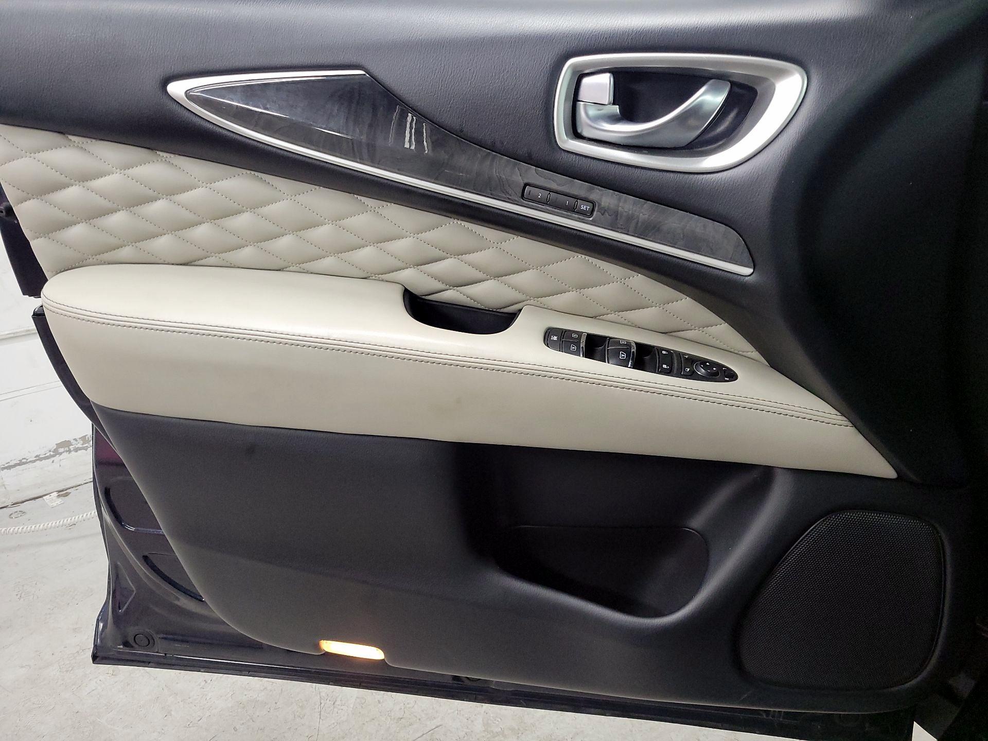 Thumbnail: 2019 INFINITI QX60 - 12