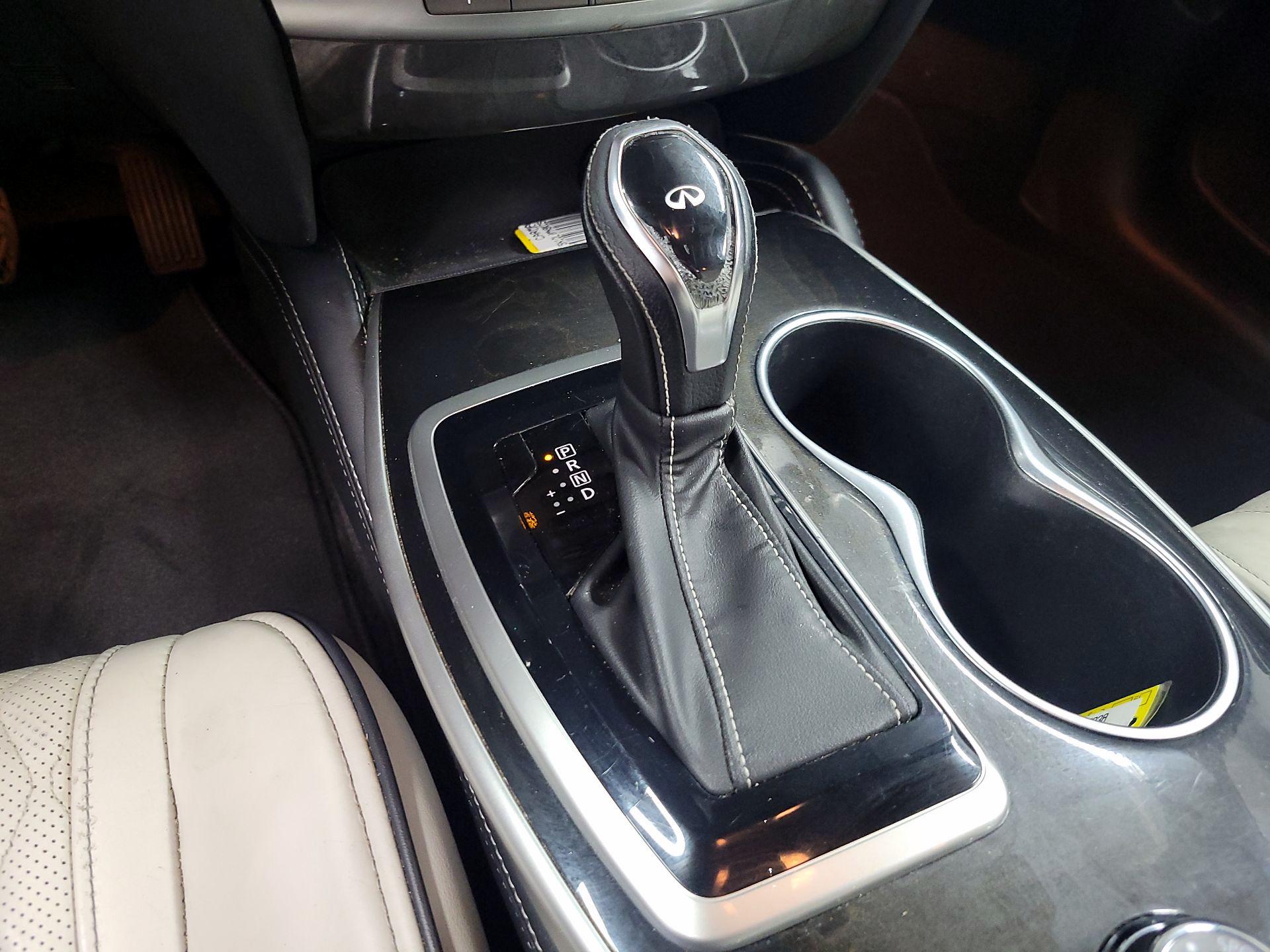 Thumbnail: 2019 INFINITI QX60 - 17