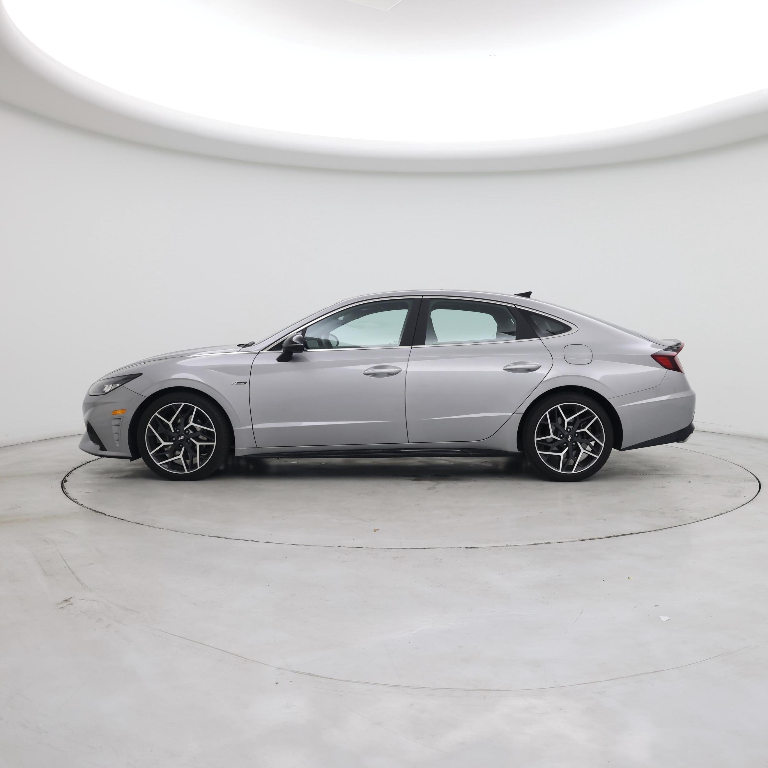 Thumbnail: 2023 Hyundai Sonata - 3