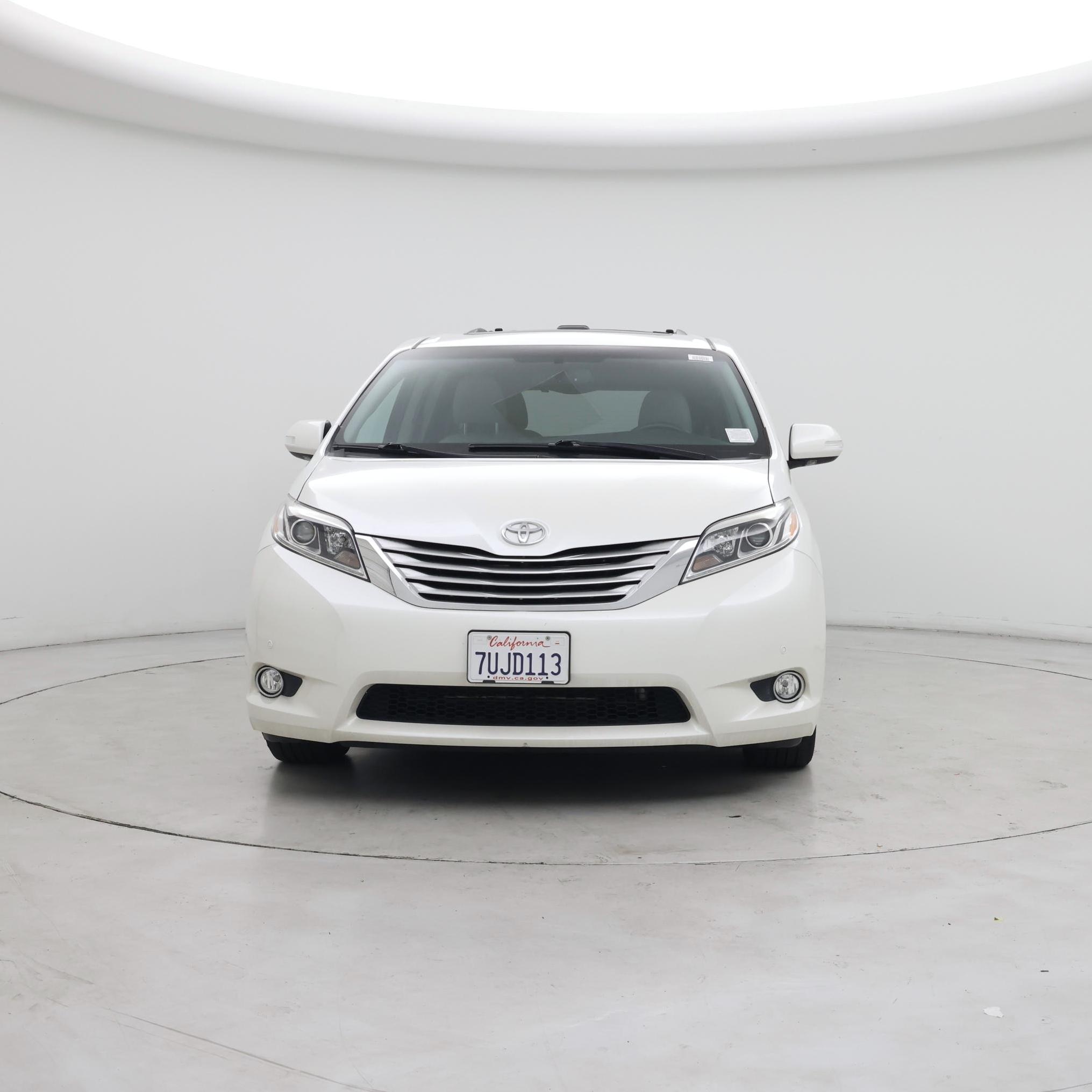 Thumbnail: 2016 Toyota Sienna - 5