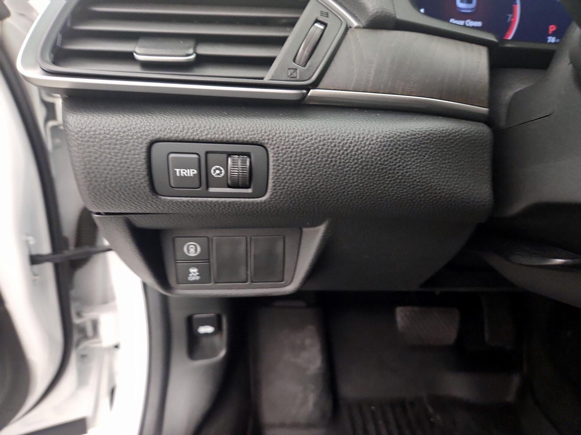 Thumbnail: 2019 Honda Accord - 13