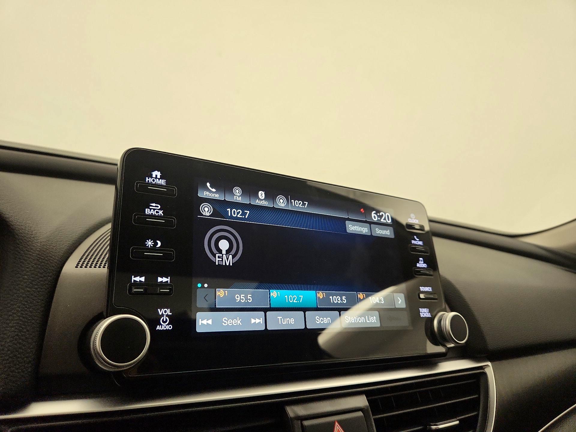 Thumbnail: 2019 Honda Accord - 15