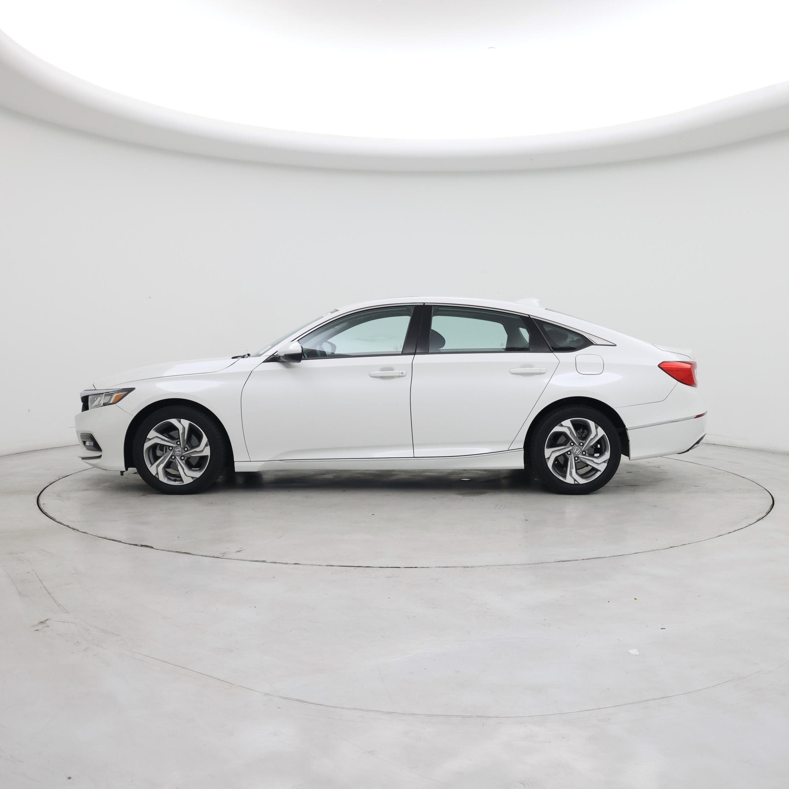 Thumbnail: 2019 Honda Accord - 3