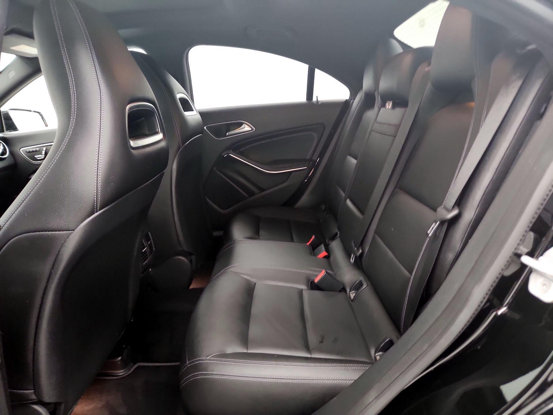 Thumbnail: 2018 Mercedes-Benz CLA - 20