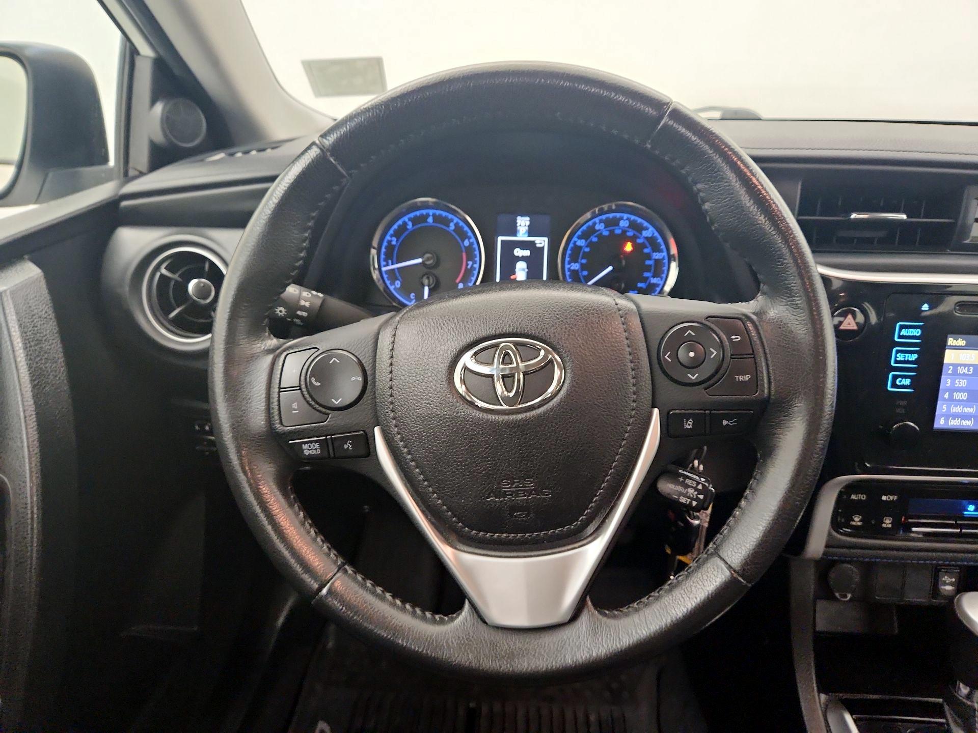 Thumbnail: 2019 Toyota Corolla - 10