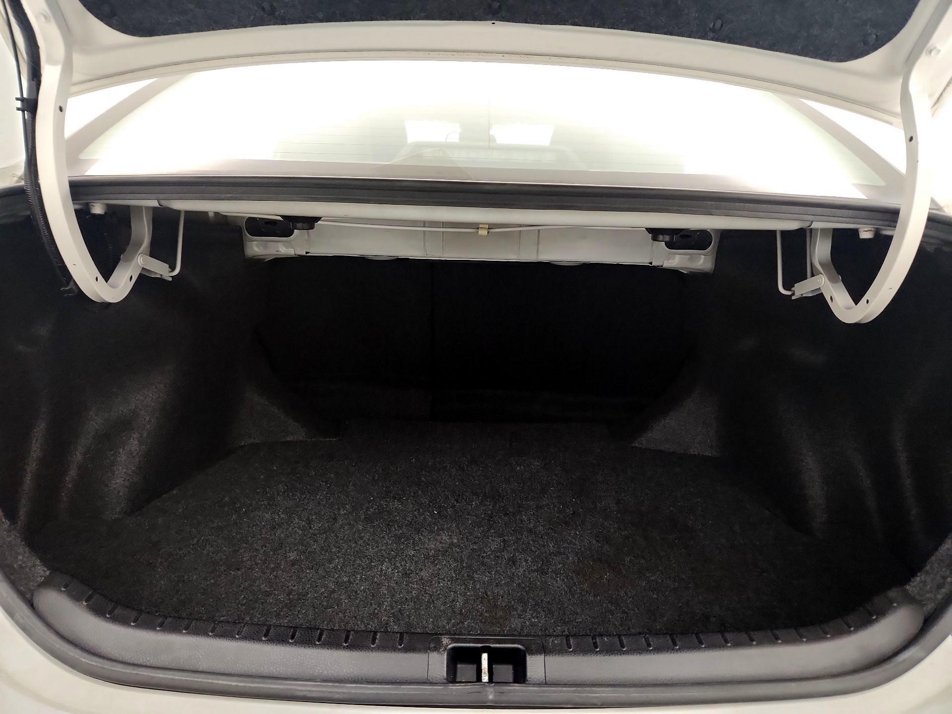 Thumbnail: 2019 Toyota Corolla - 20