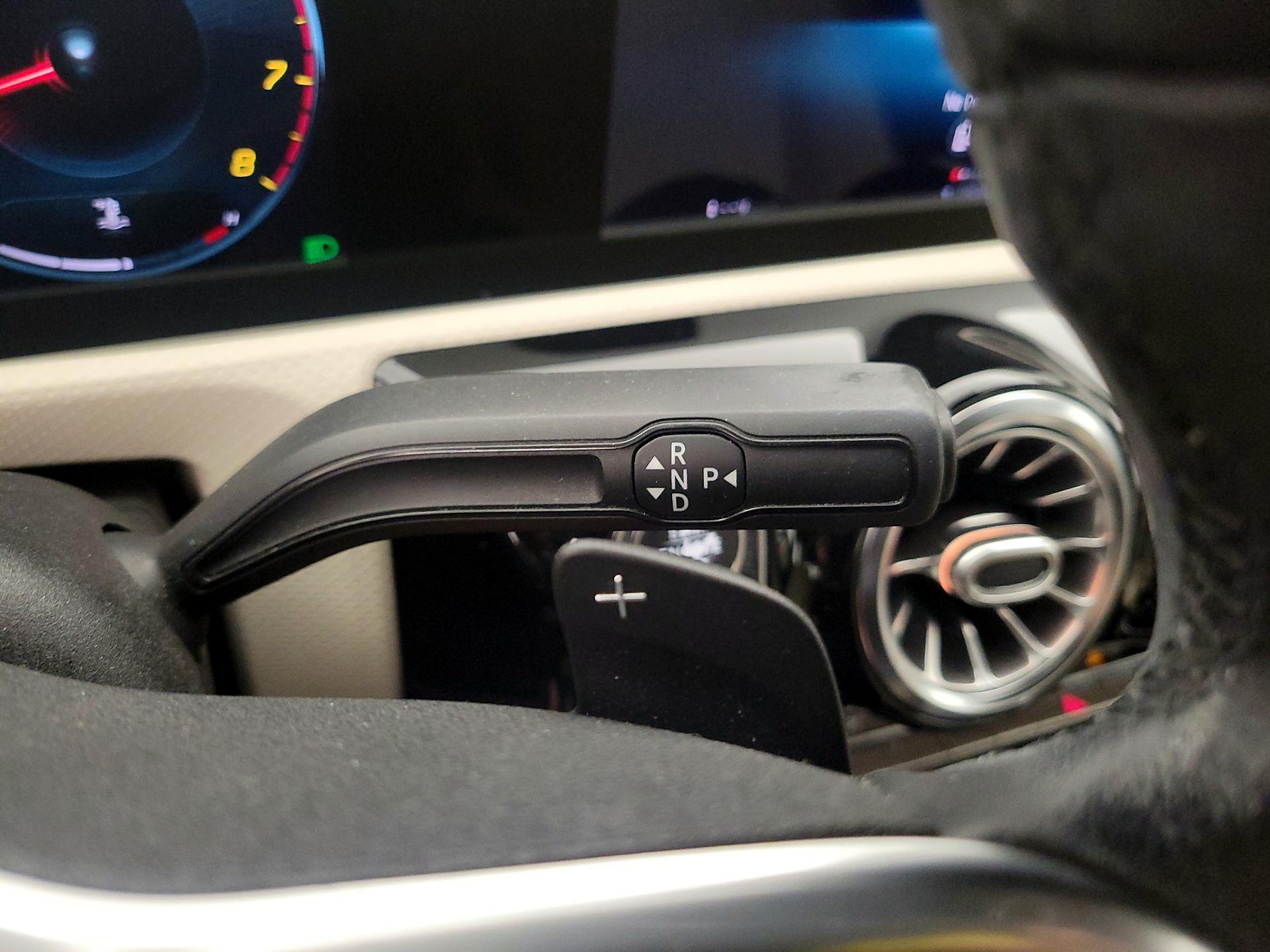 Thumbnail: 2020 Mercedes-Benz CLA - 17