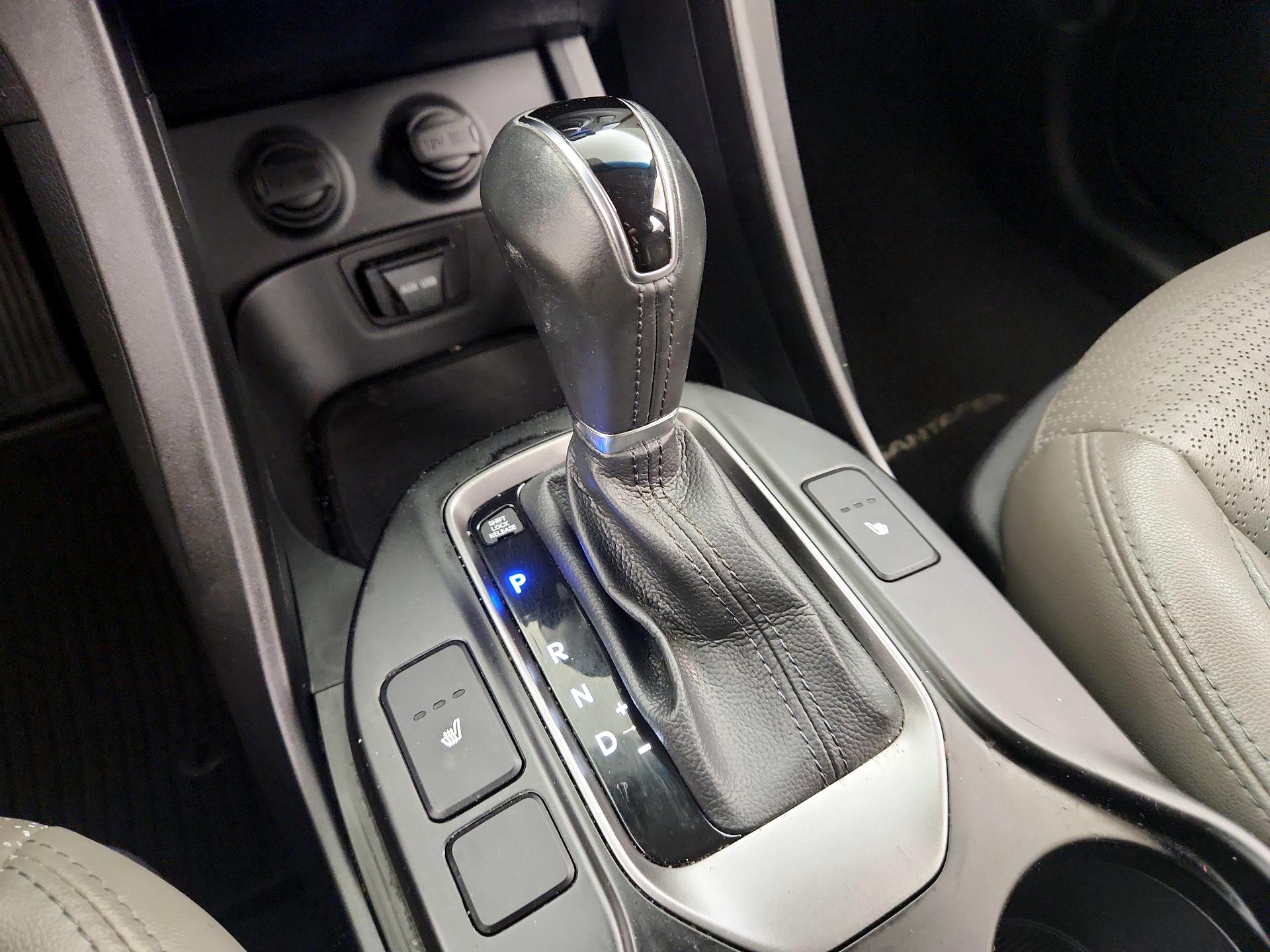 Thumbnail: 2014 Hyundai Santa Fe - 17