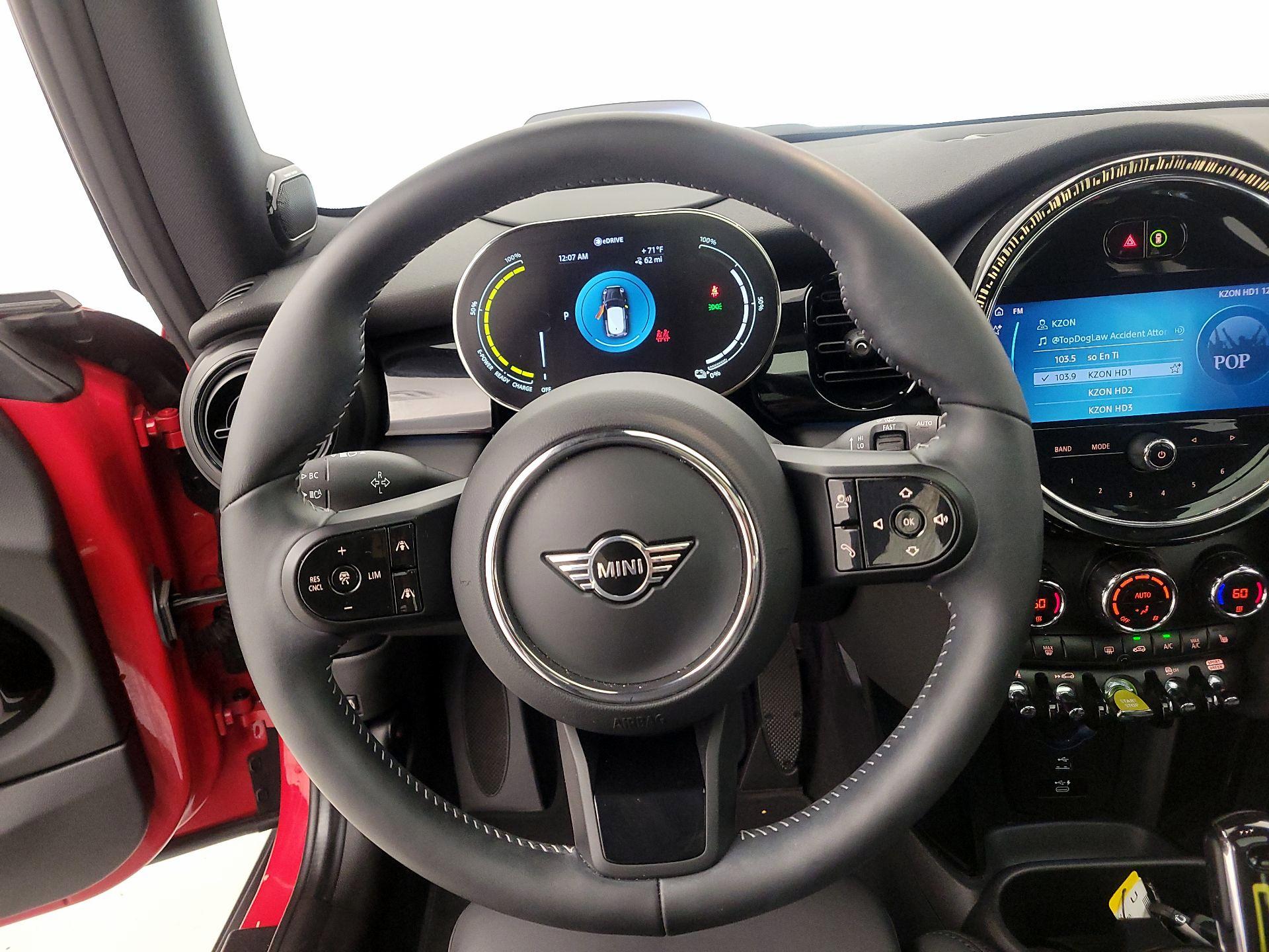 Thumbnail: 2022 MINI Cooper Hardtop - 10