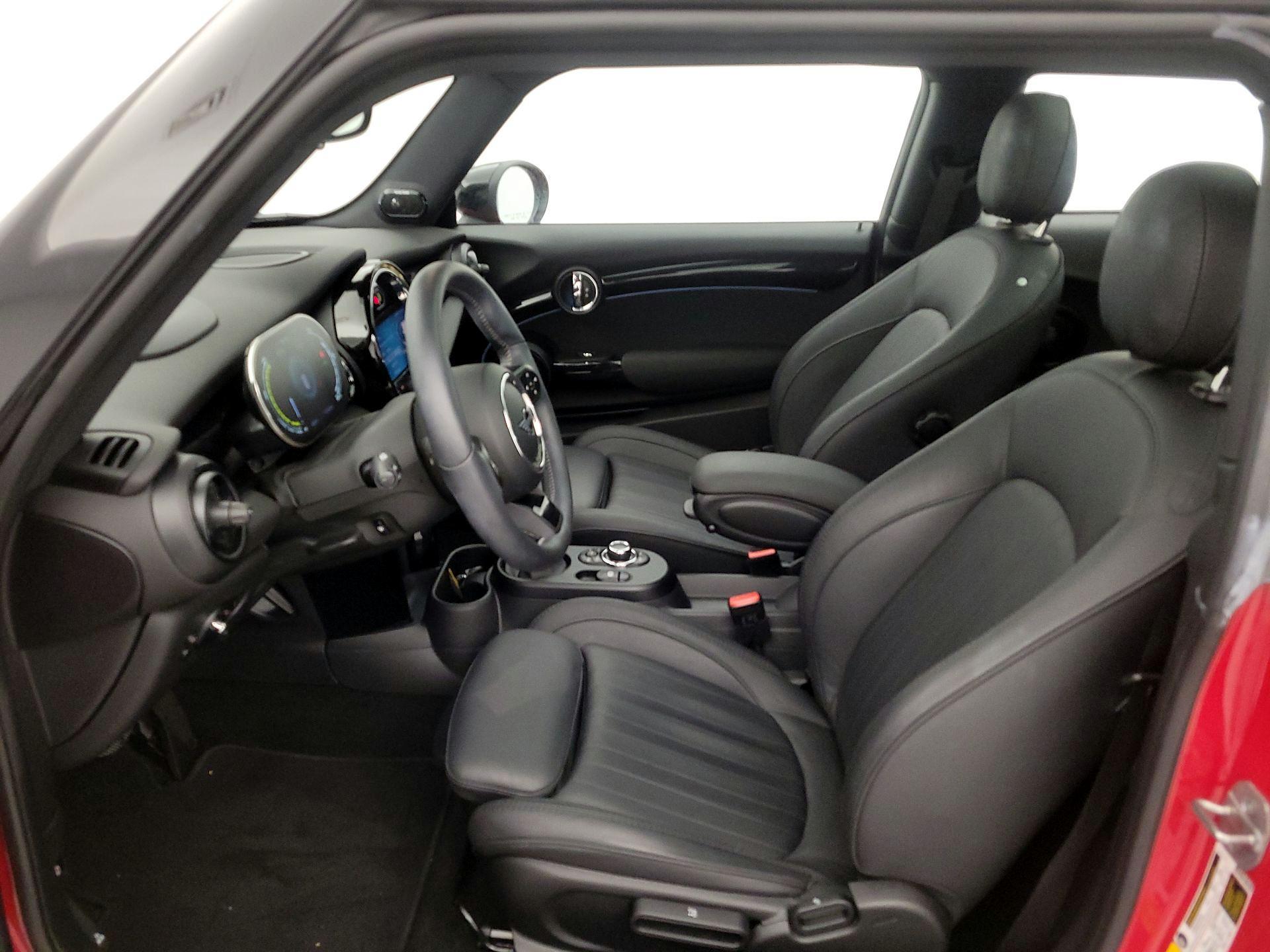 Thumbnail: 2022 MINI Cooper Hardtop - 11