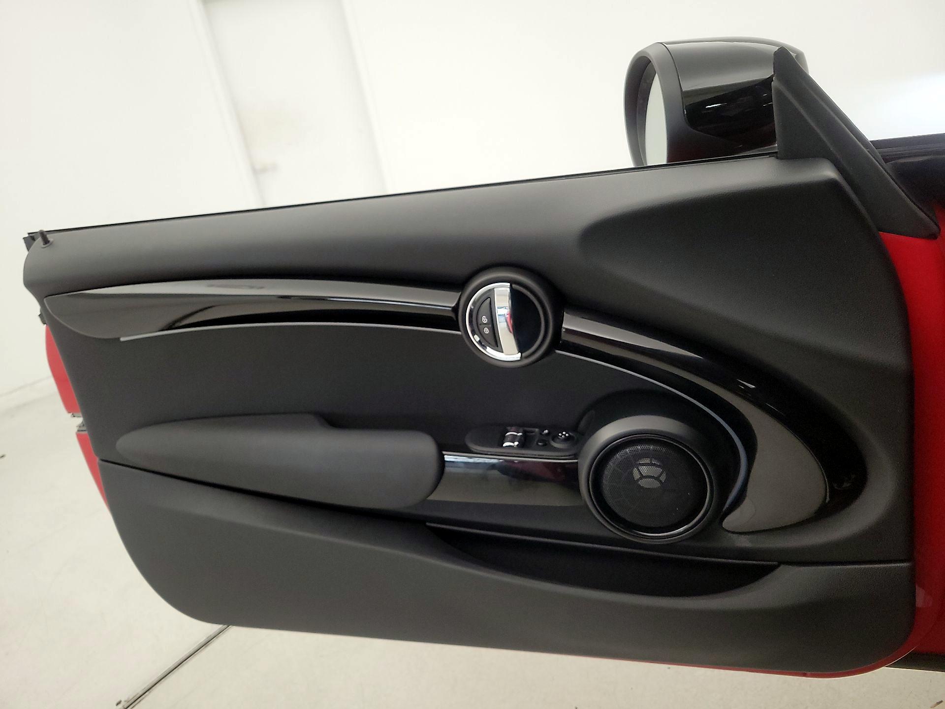 Thumbnail: 2022 MINI Cooper Hardtop - 12