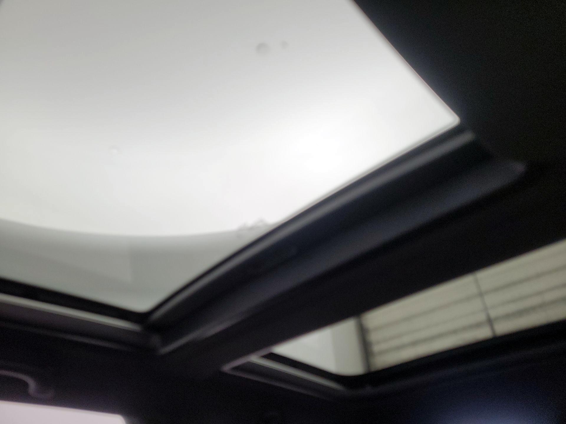 Thumbnail: 2022 MINI Cooper Hardtop - 19
