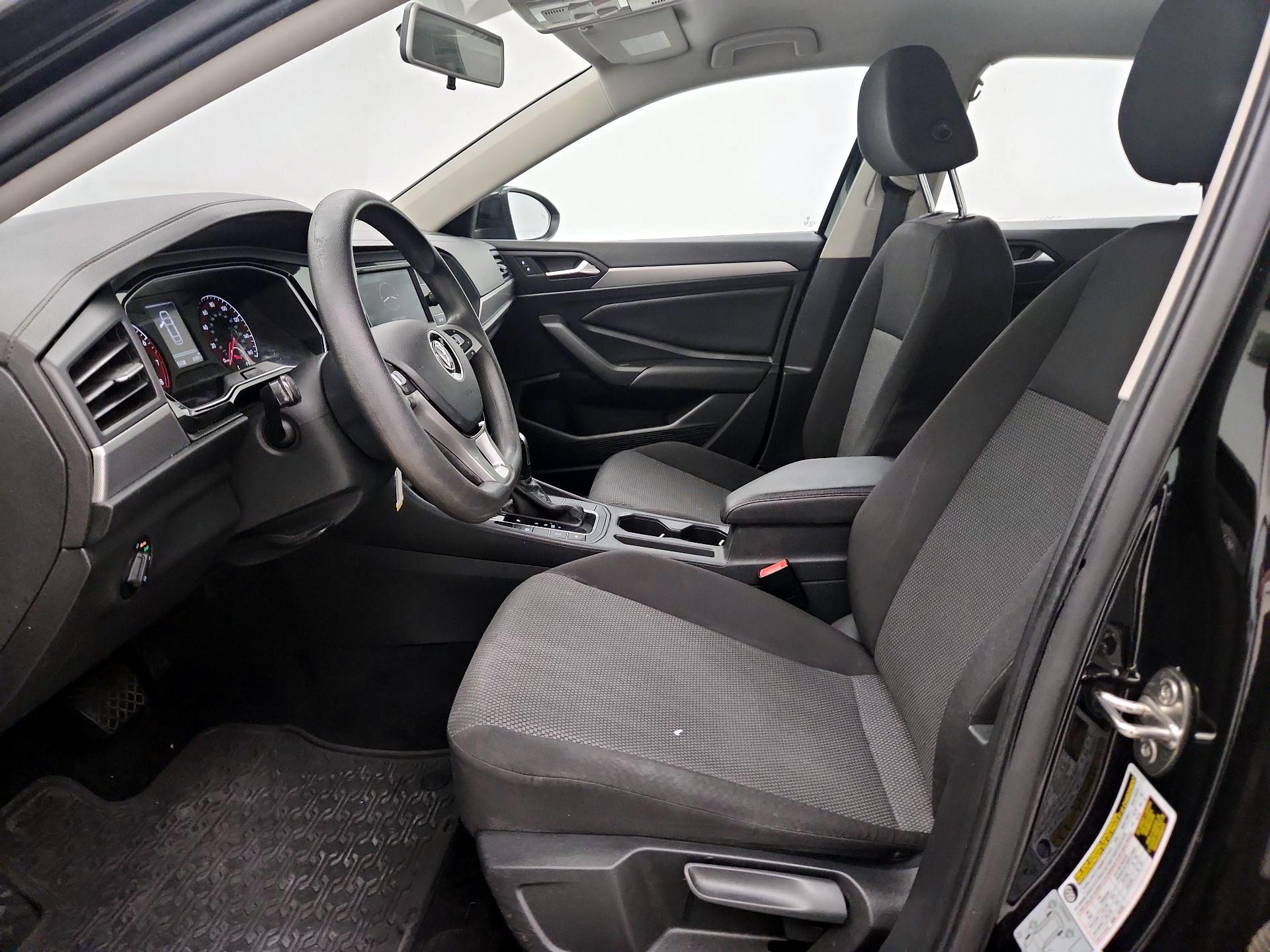 Thumbnail: 2019 Volkswagen Jetta - 11