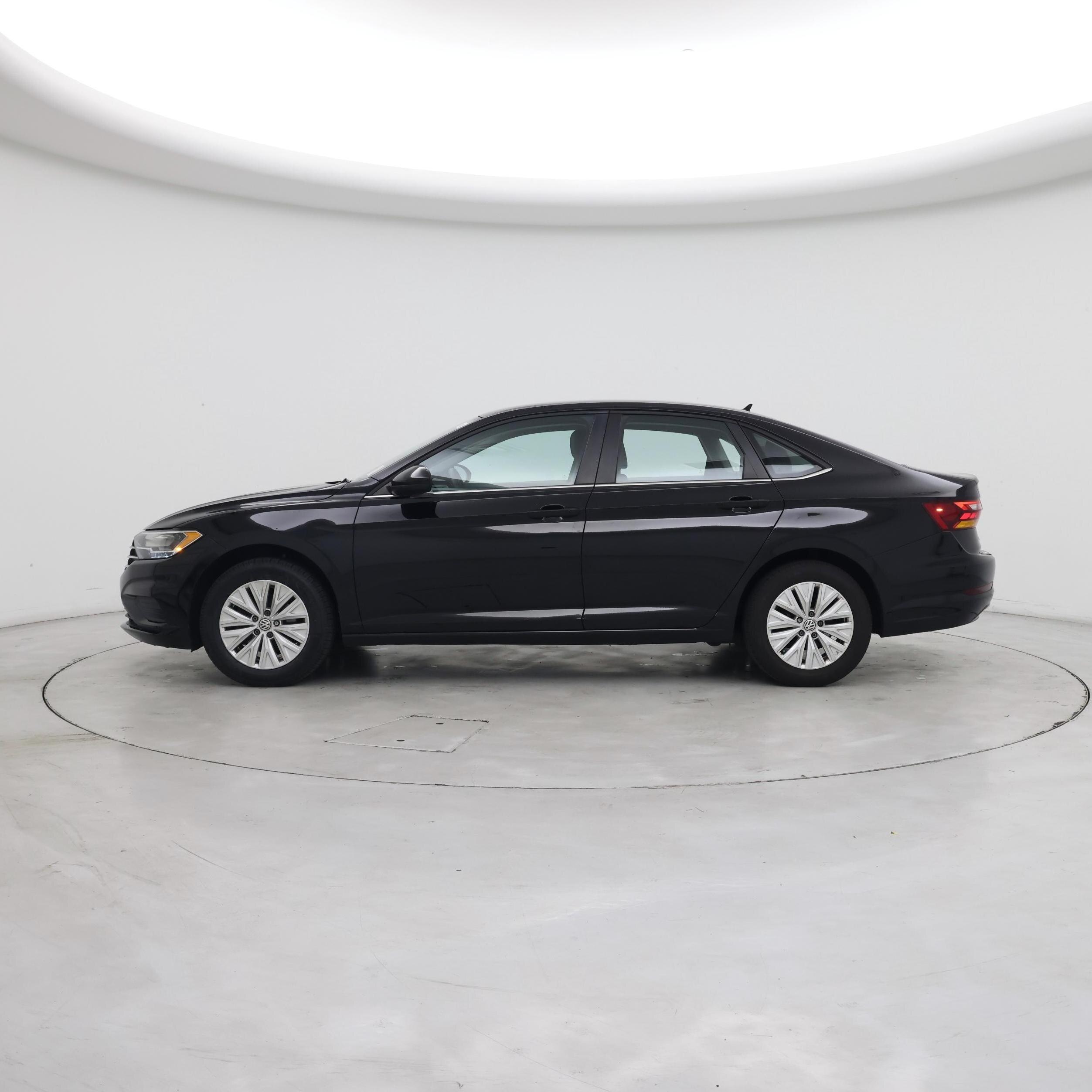 Thumbnail: 2019 Volkswagen Jetta - 3