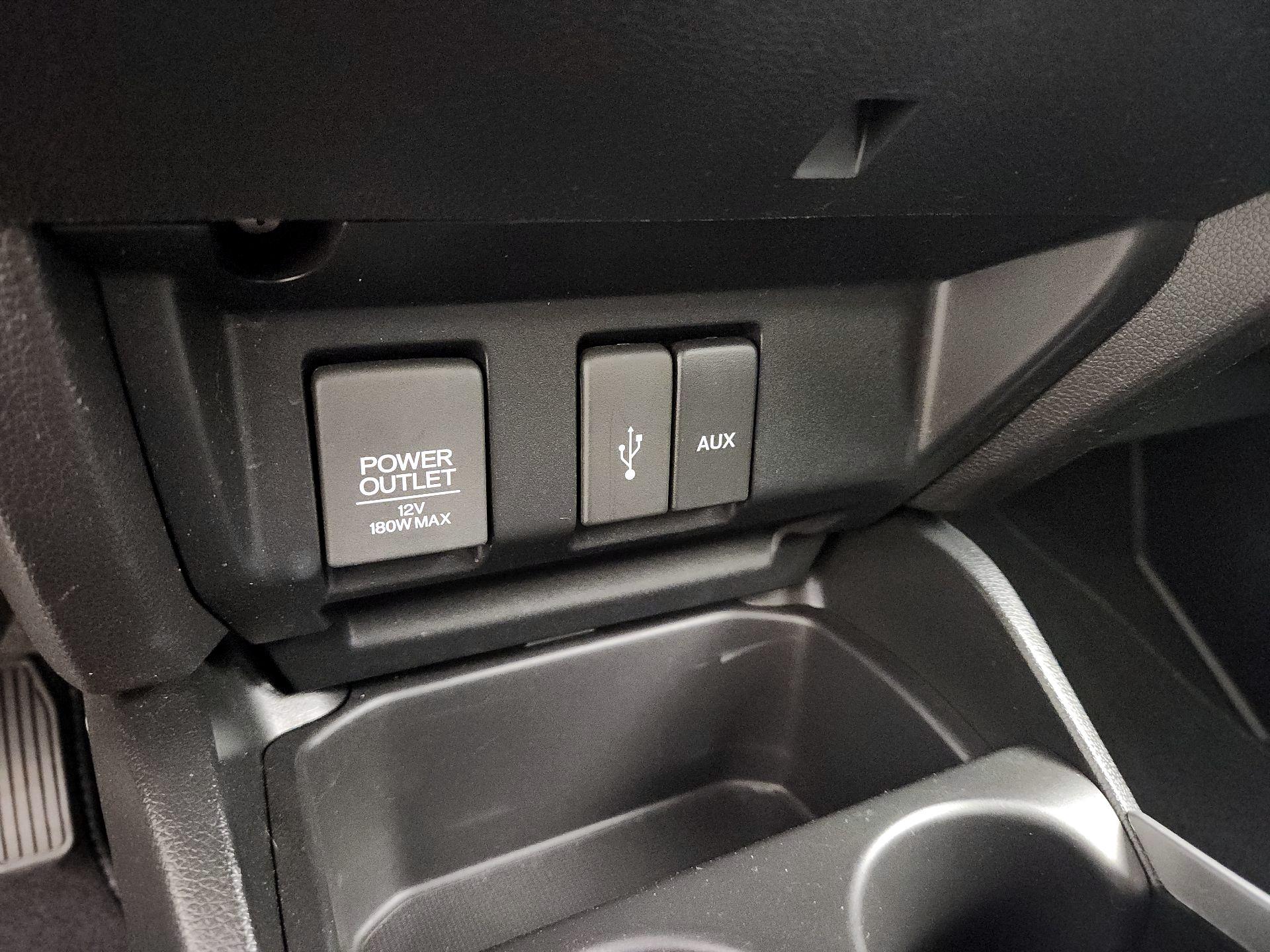 Thumbnail: 2017 Honda Fit - 18