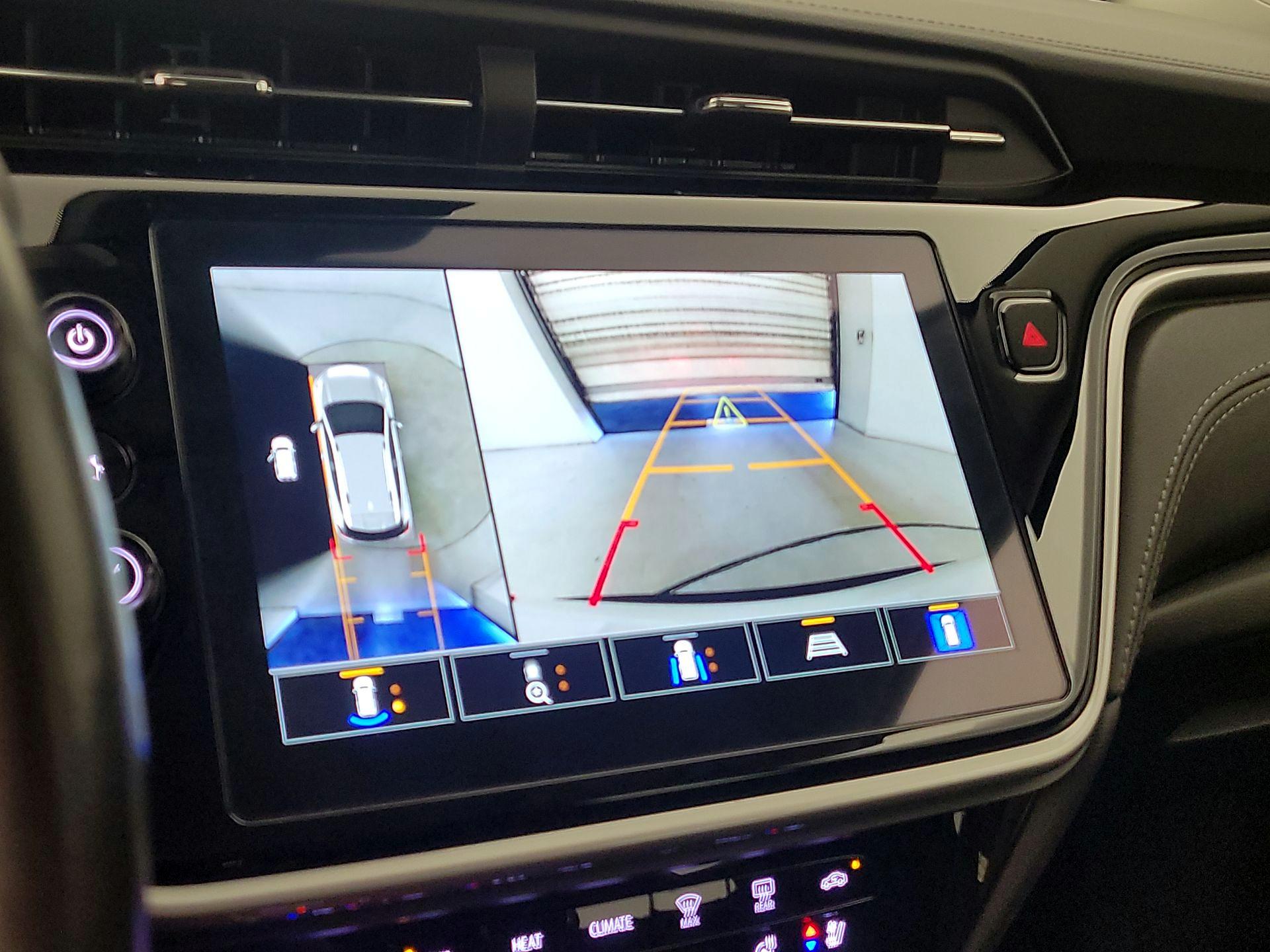 Thumbnail: 2023 Chevrolet Bolt EUV - 15
