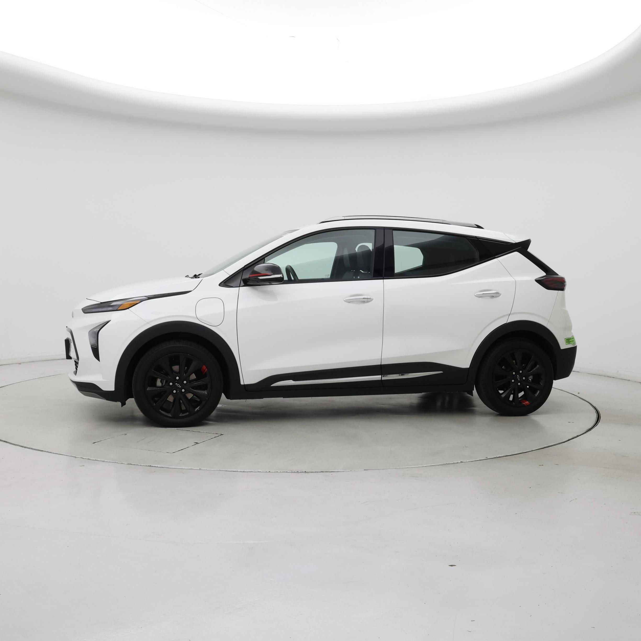 Thumbnail: 2023 Chevrolet Bolt EUV - 3