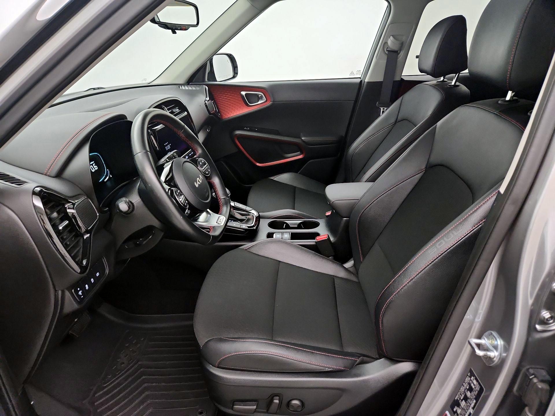 Thumbnail: 2023 Kia Soul - 11