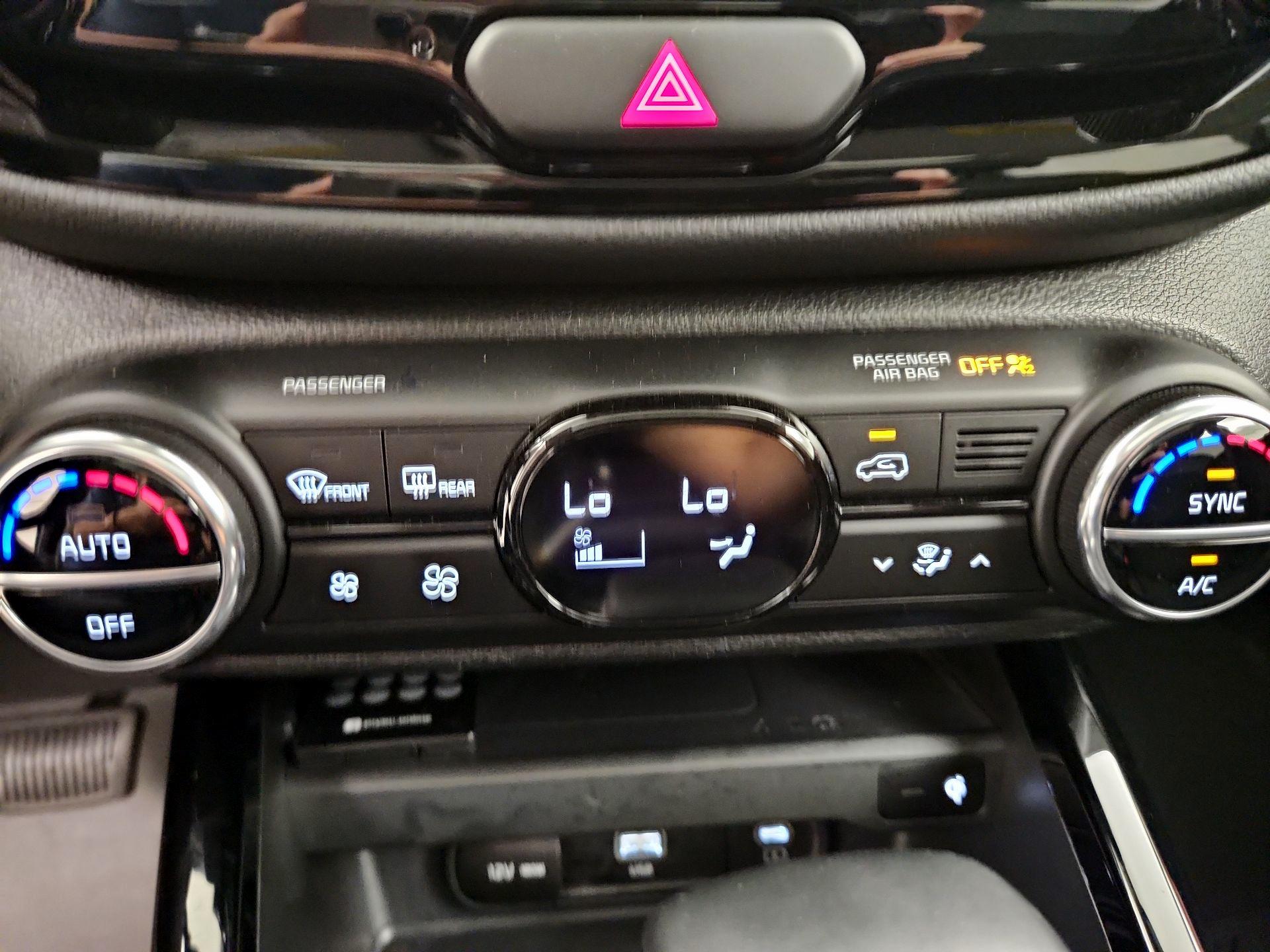 Thumbnail: 2023 Kia Soul - 17
