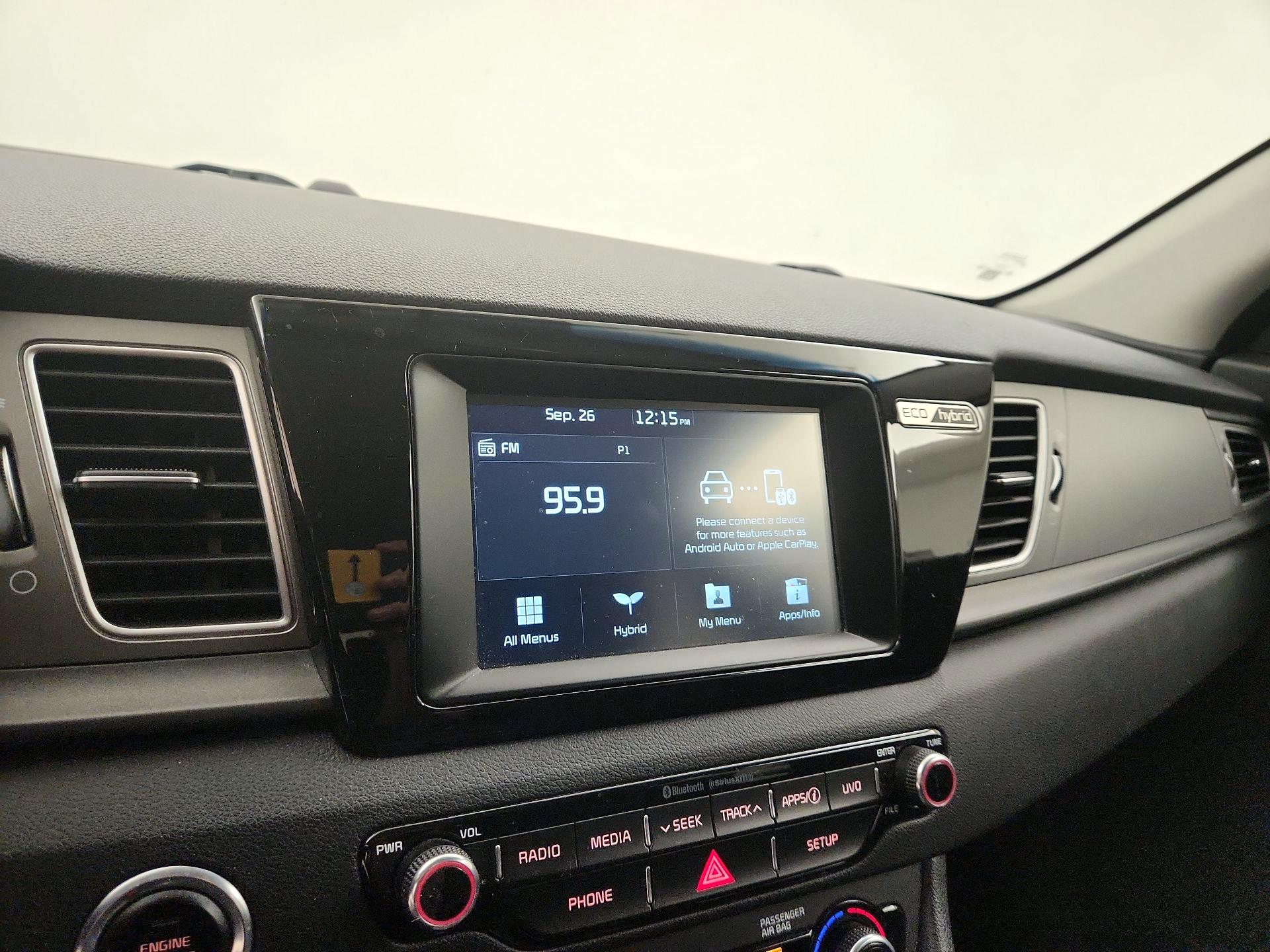 Thumbnail: 2019 Kia Niro - 15