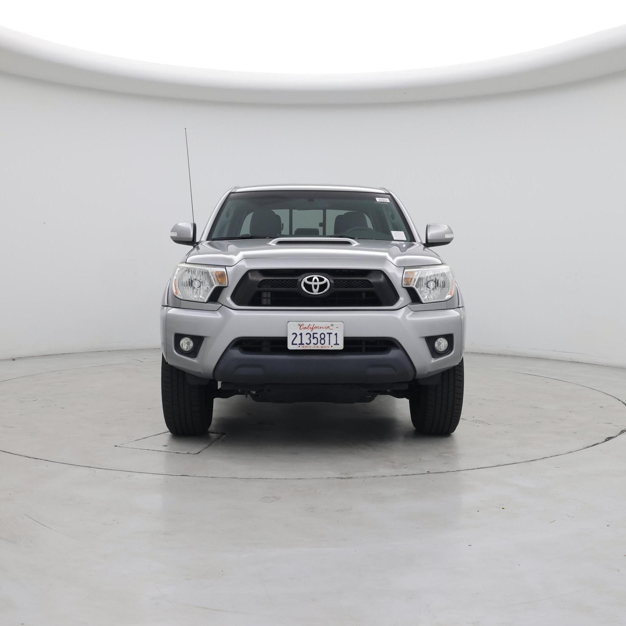 Thumbnail: 2015 Toyota Tacoma - 5