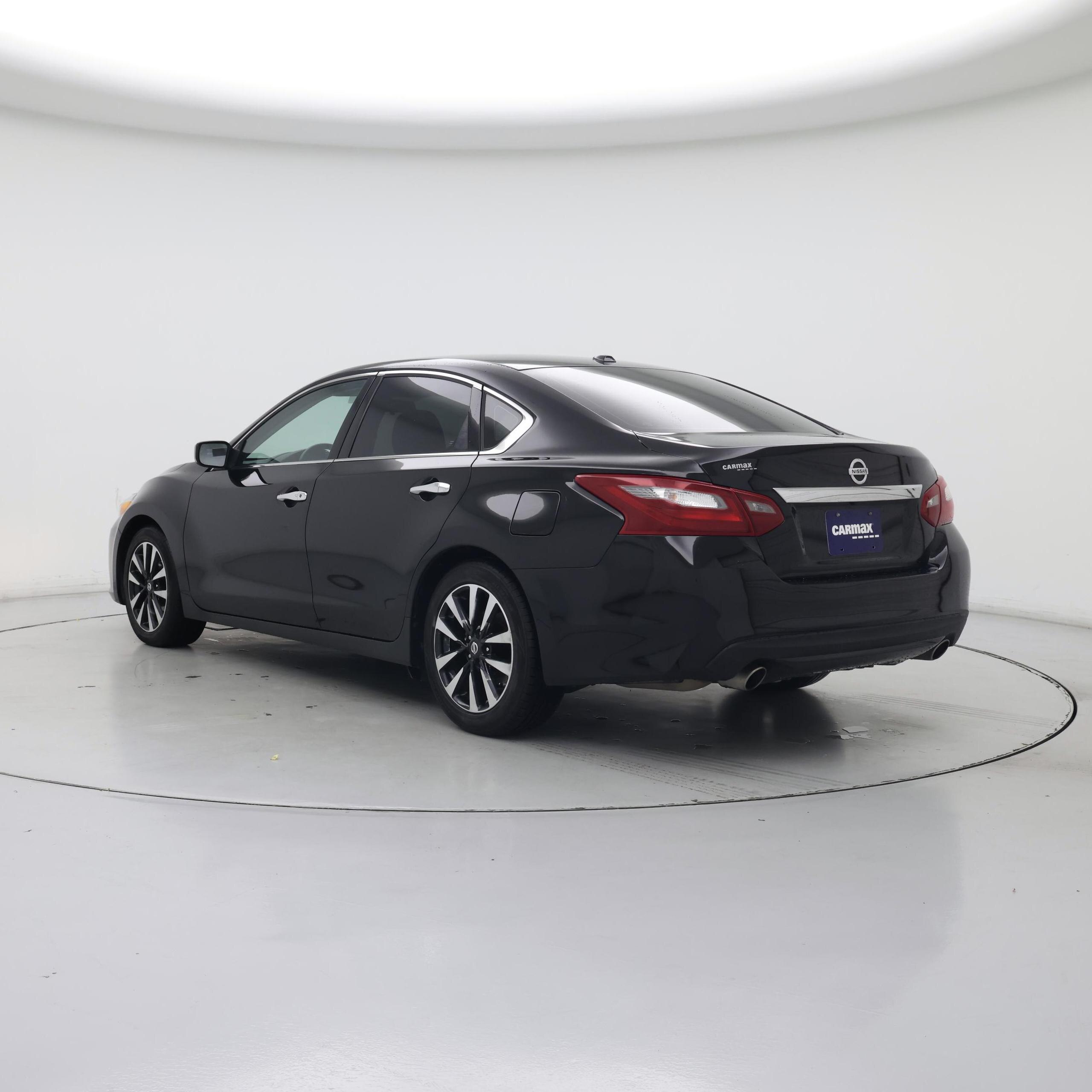 Thumbnail: 2018 Nissan Altima - 2