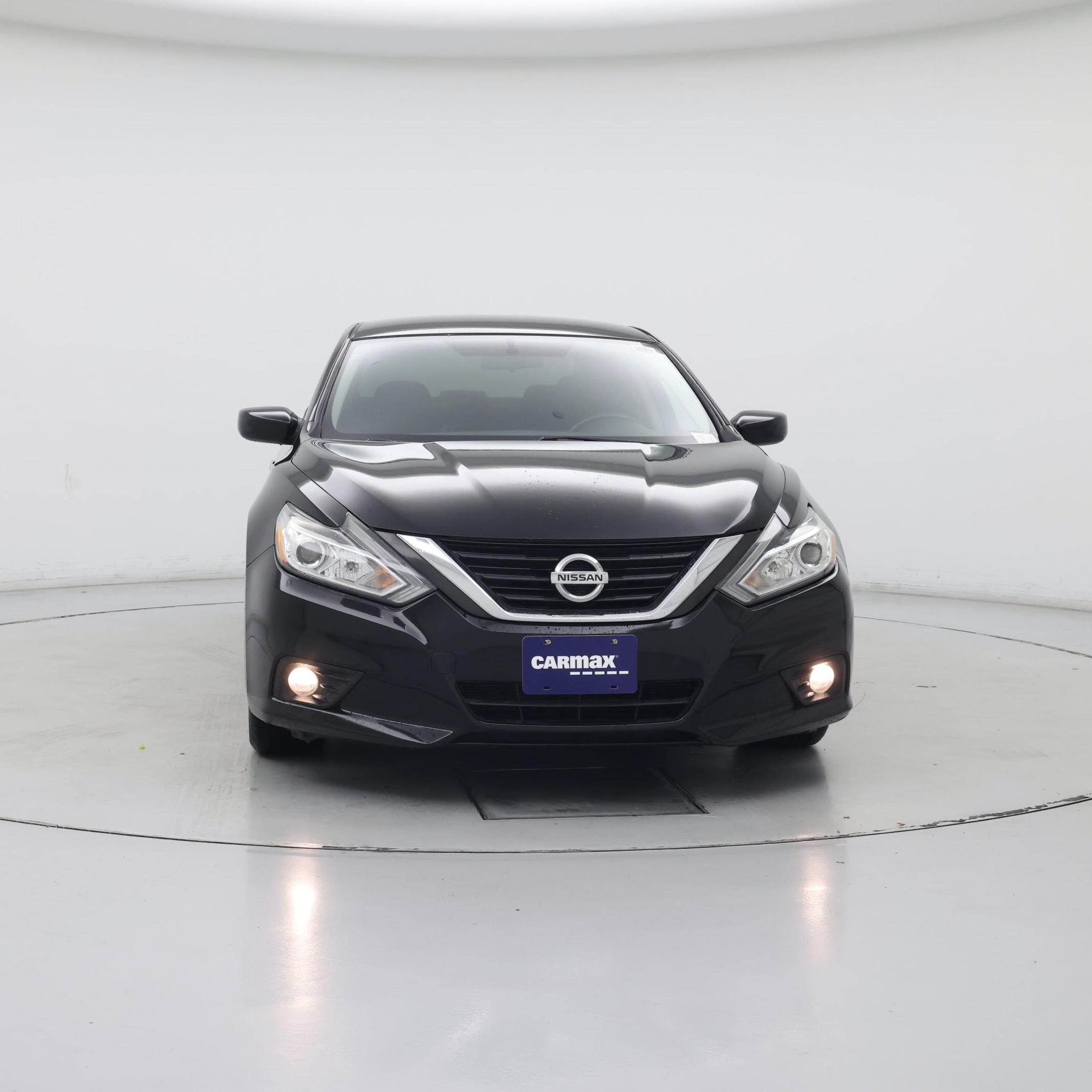 Thumbnail: 2018 Nissan Altima - 5