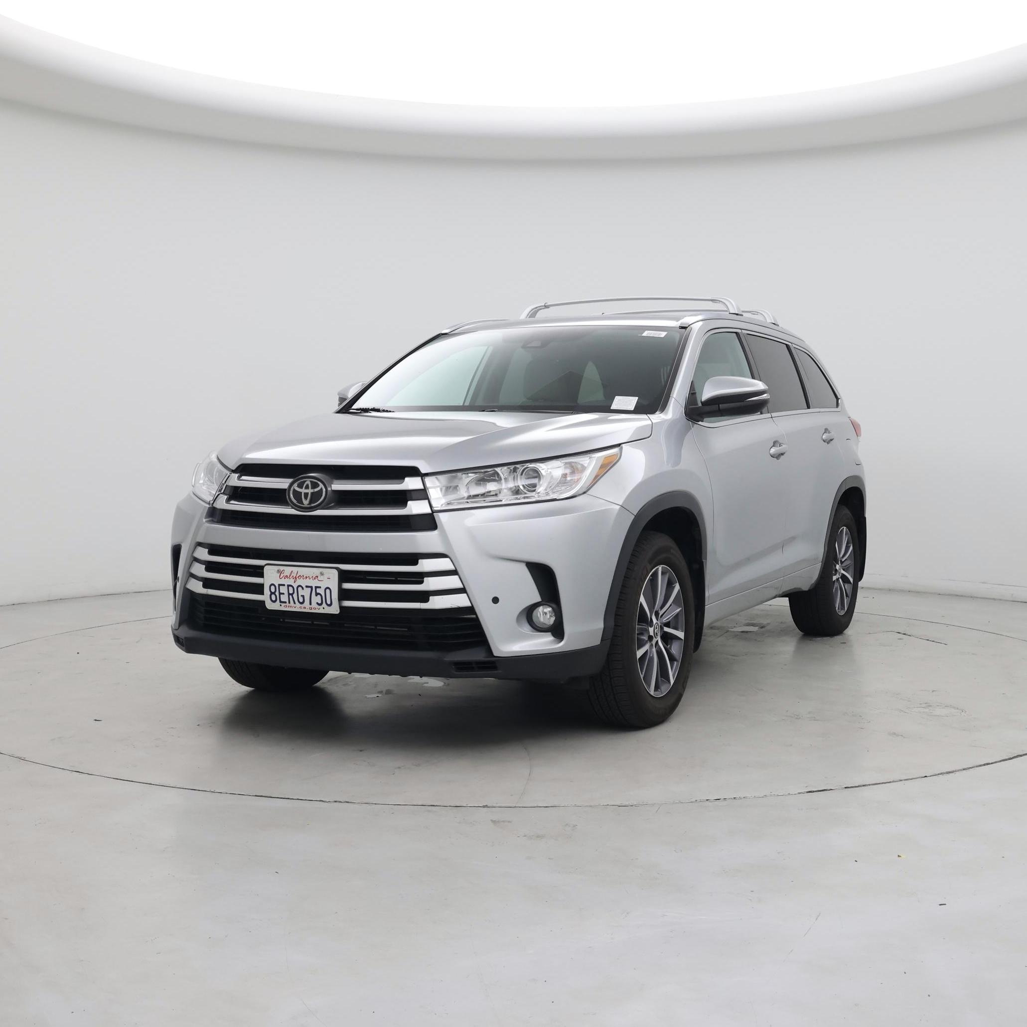 Thumbnail: 2018 Toyota Highlander - 4